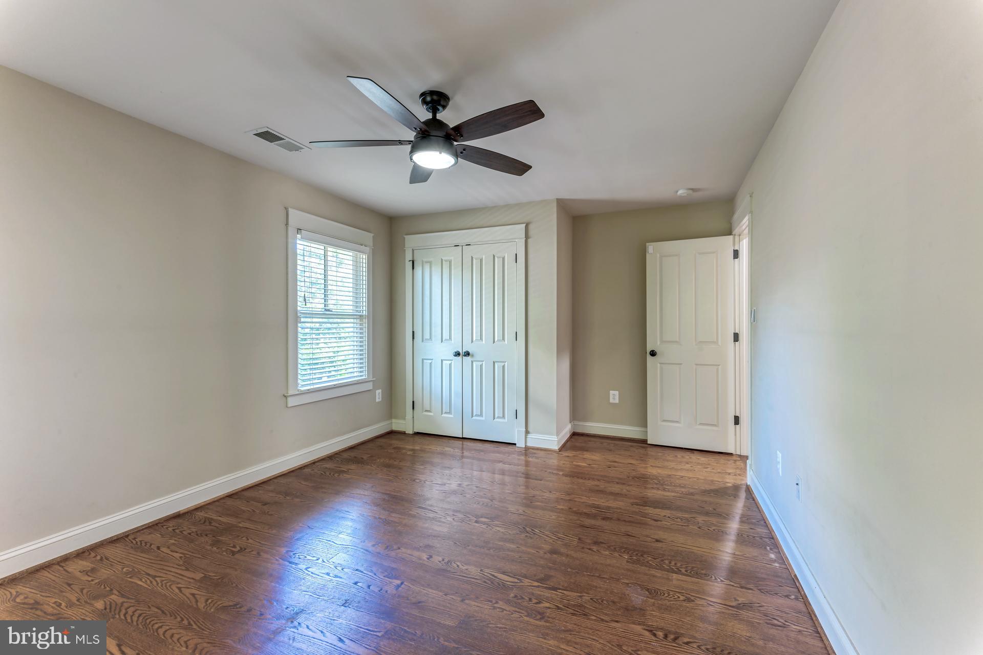 ROSEMONT - Residential