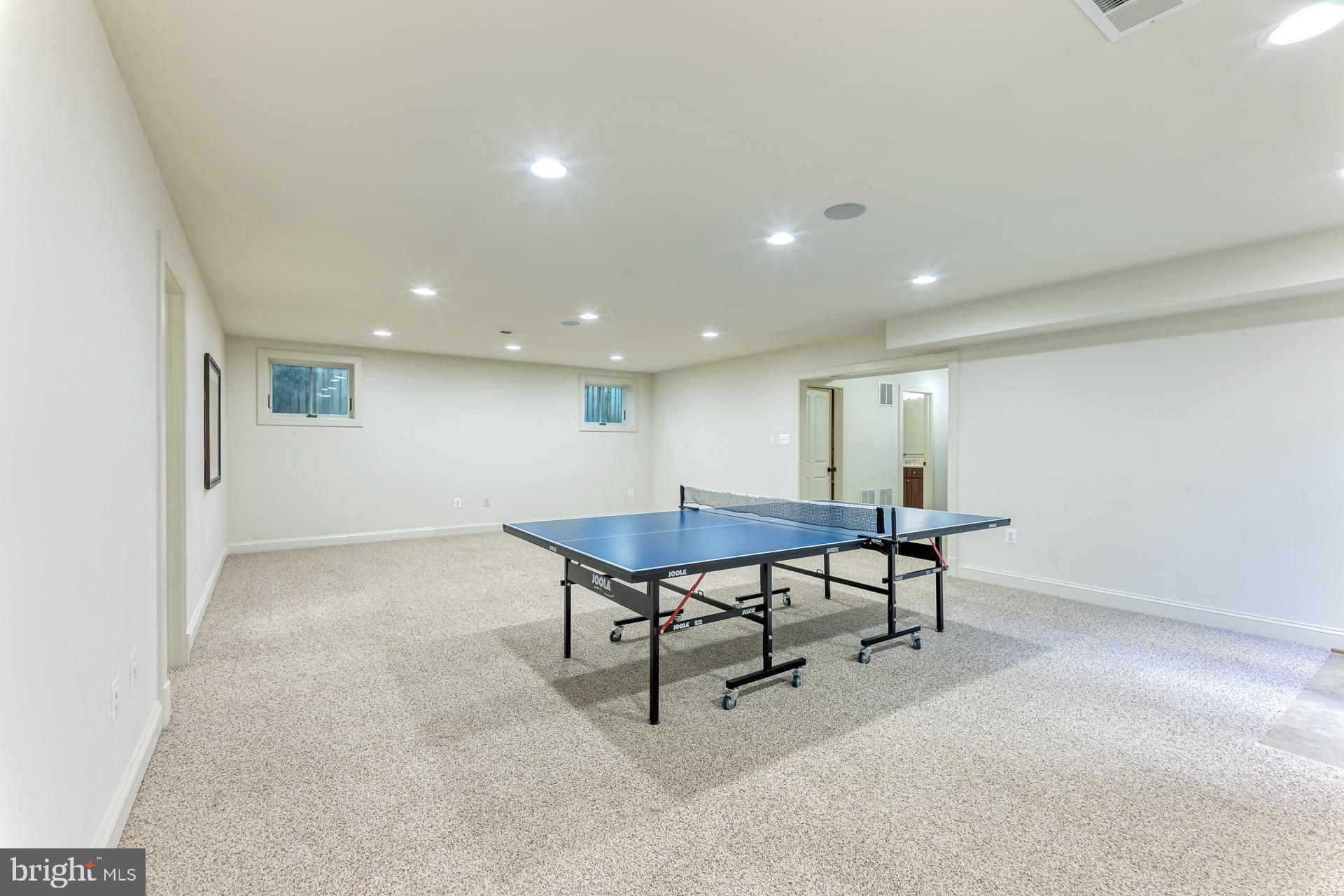 ROSEMONT - Residential