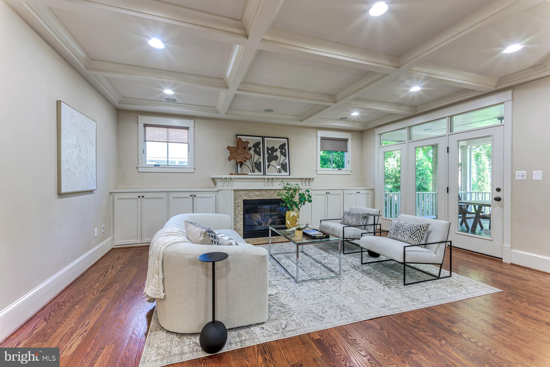 ROSEMONT - Residential