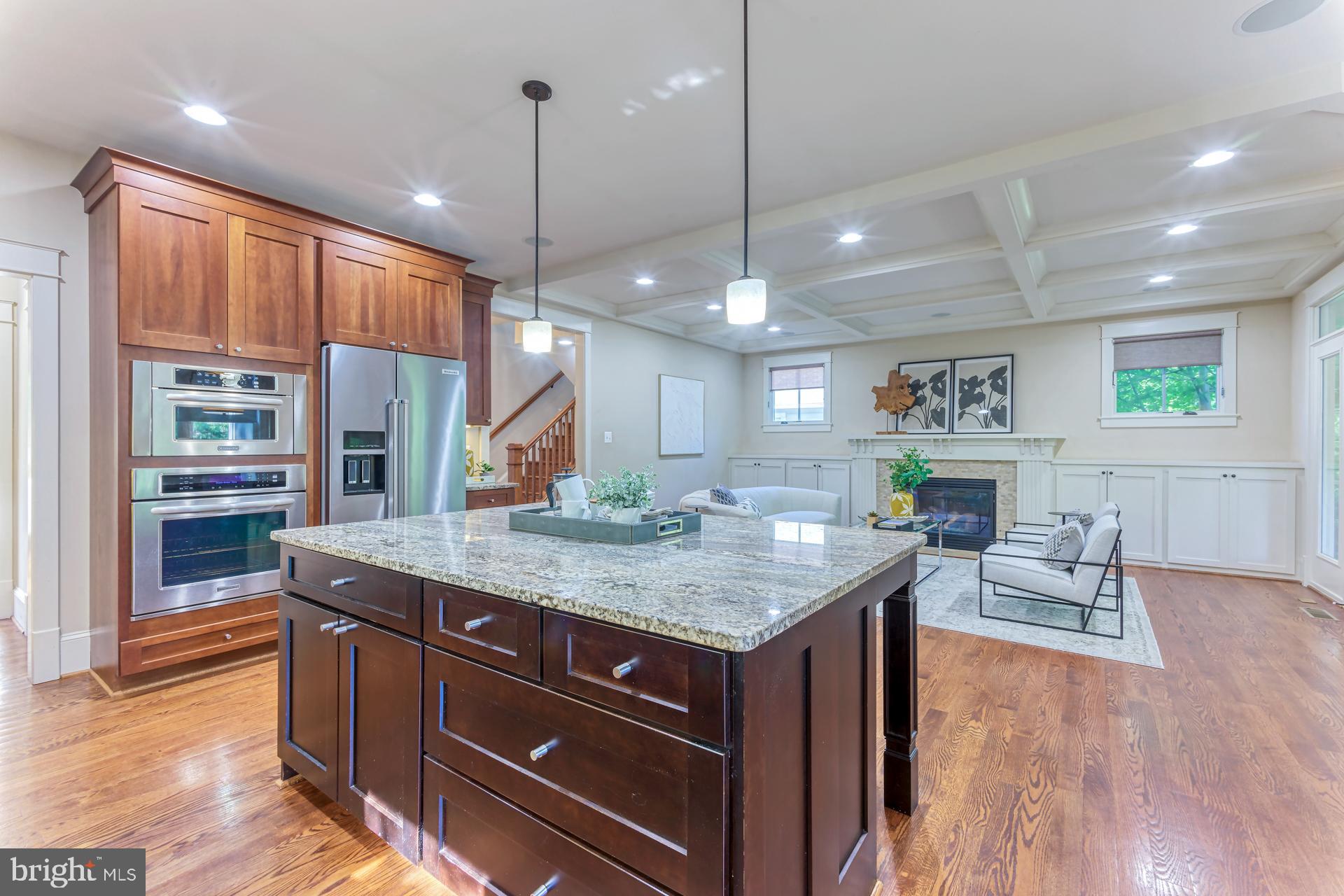 ROSEMONT - Residential