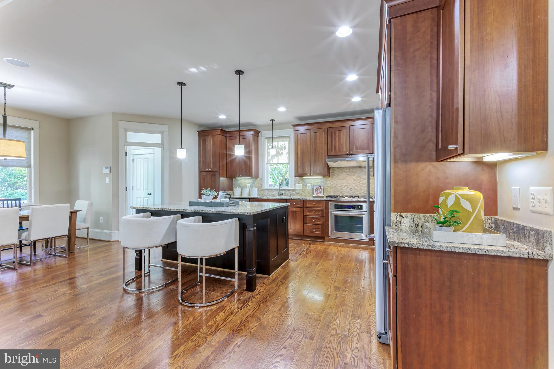 ROSEMONT - Residential