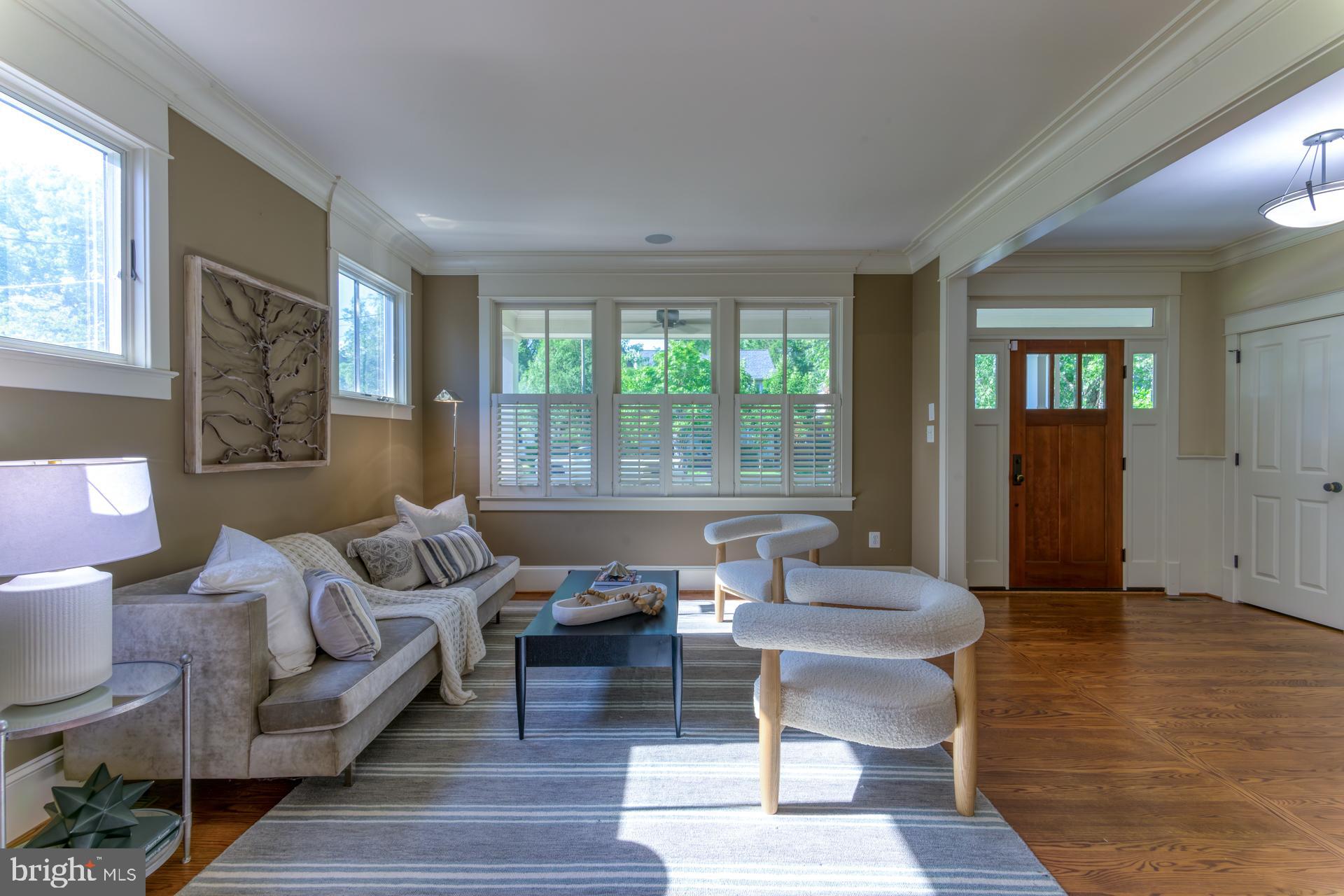 ROSEMONT - Residential