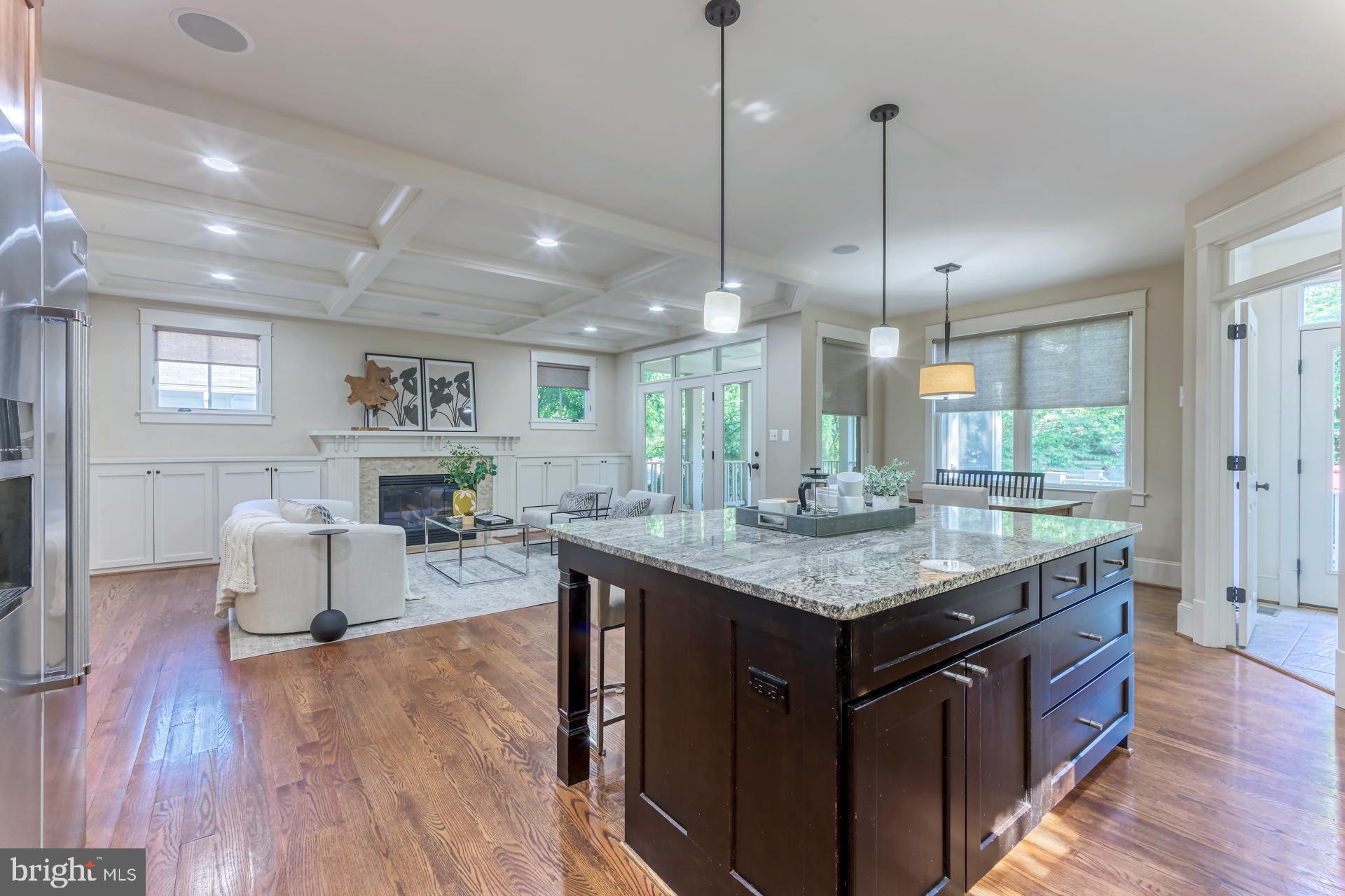 ROSEMONT - Residential