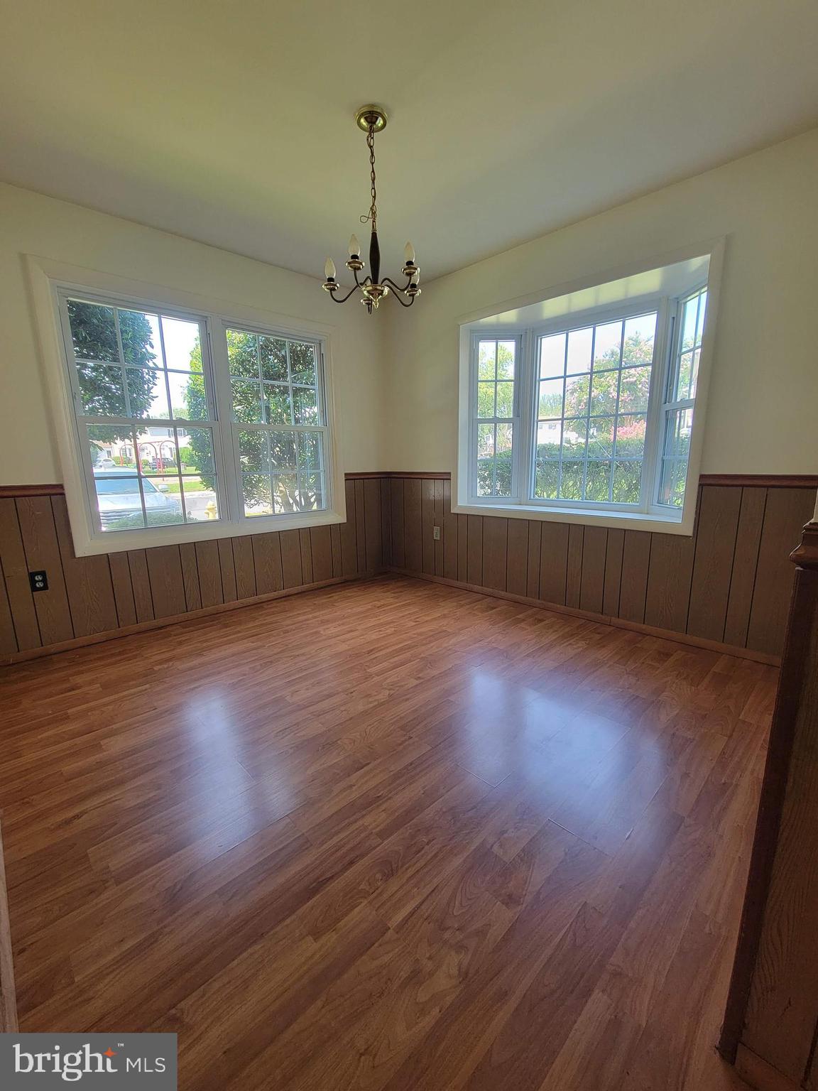 WILLOWBROOK - Residential