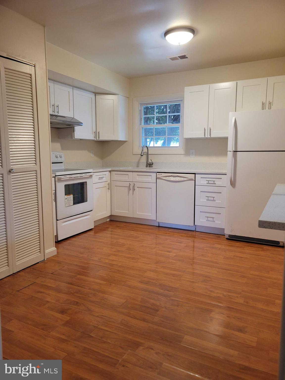 WILLOWBROOK - Residential