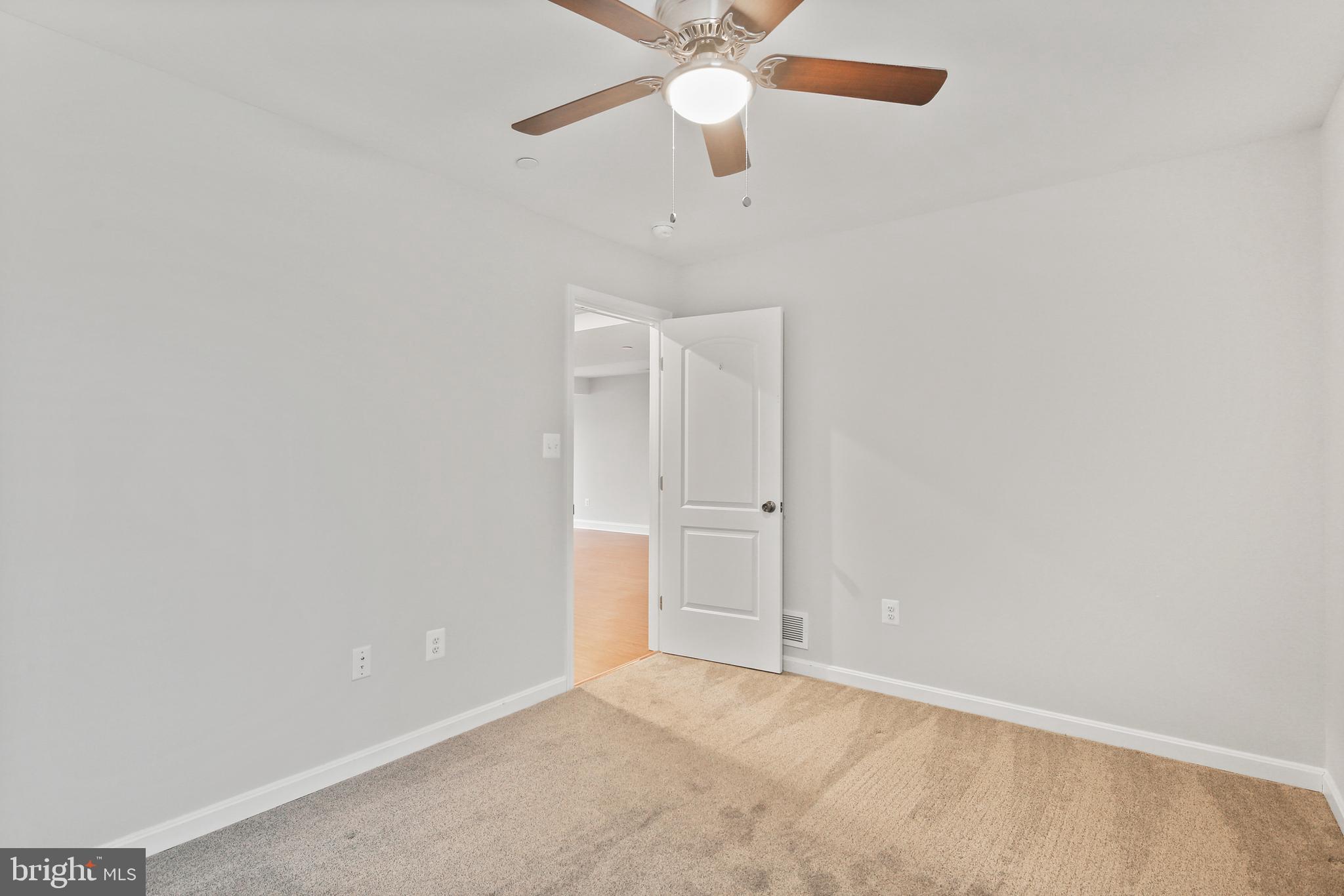 ARUNDEL GARDENS - Residential