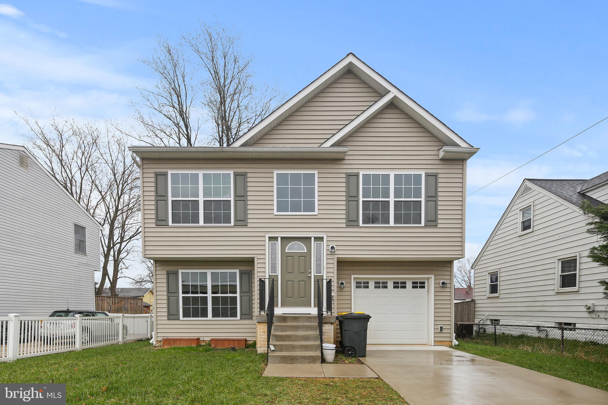 ARUNDEL GARDENS - Residential