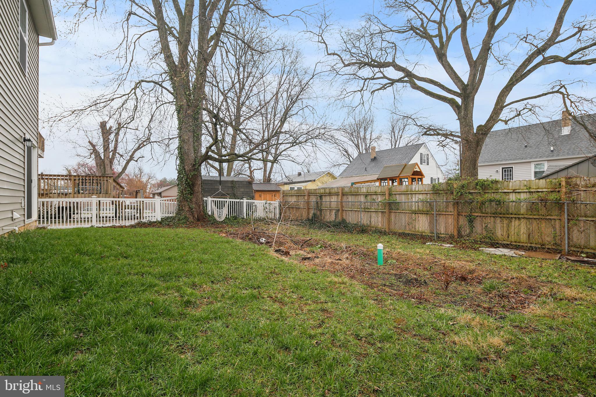 ARUNDEL GARDENS - Residential