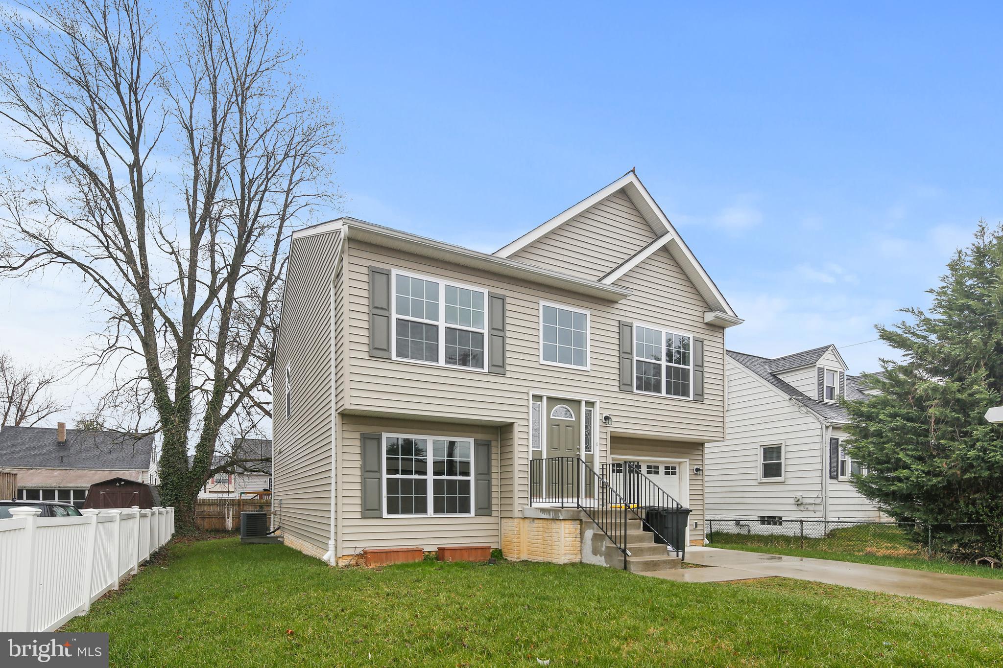 ARUNDEL GARDENS - Residential