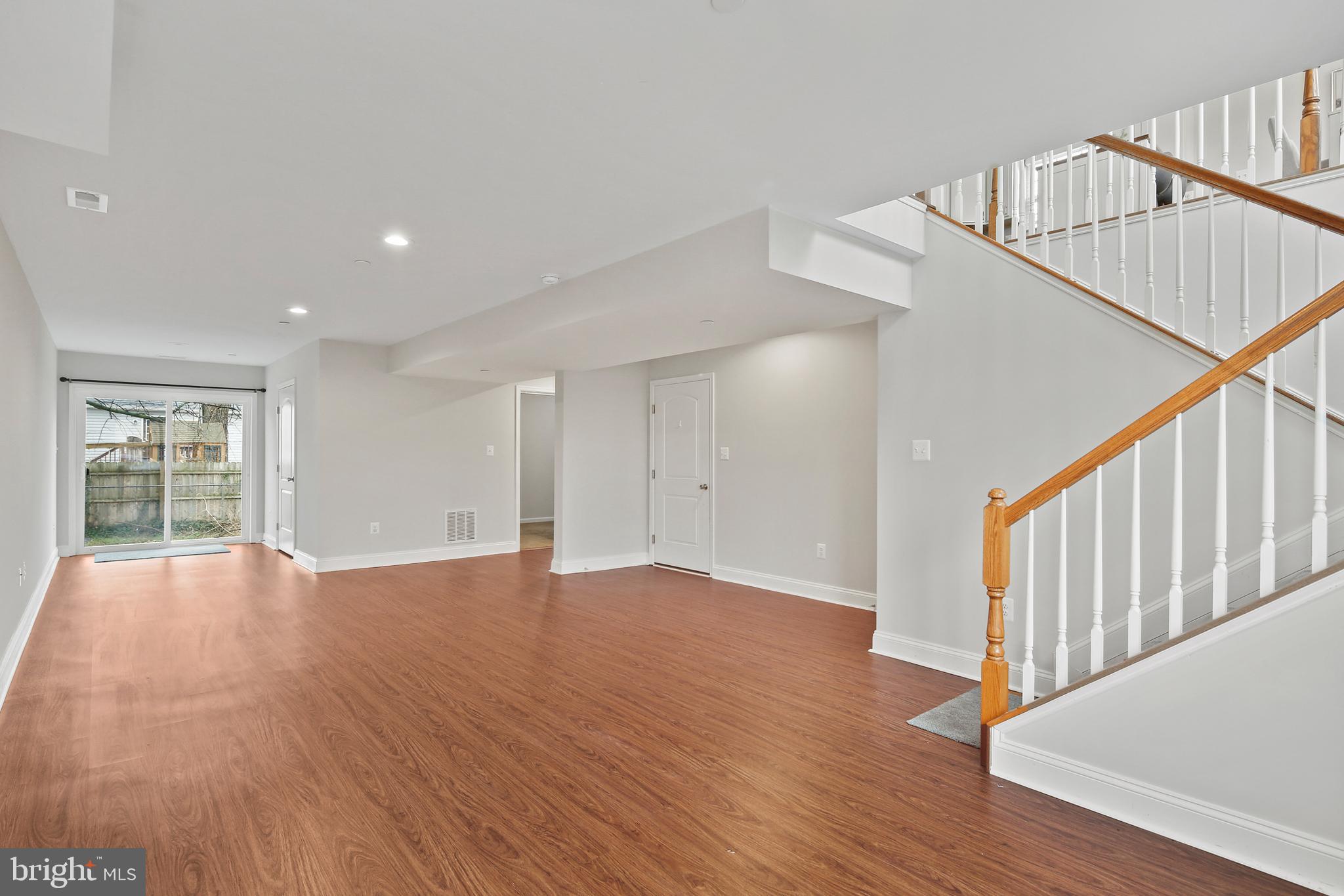 ARUNDEL GARDENS - Residential