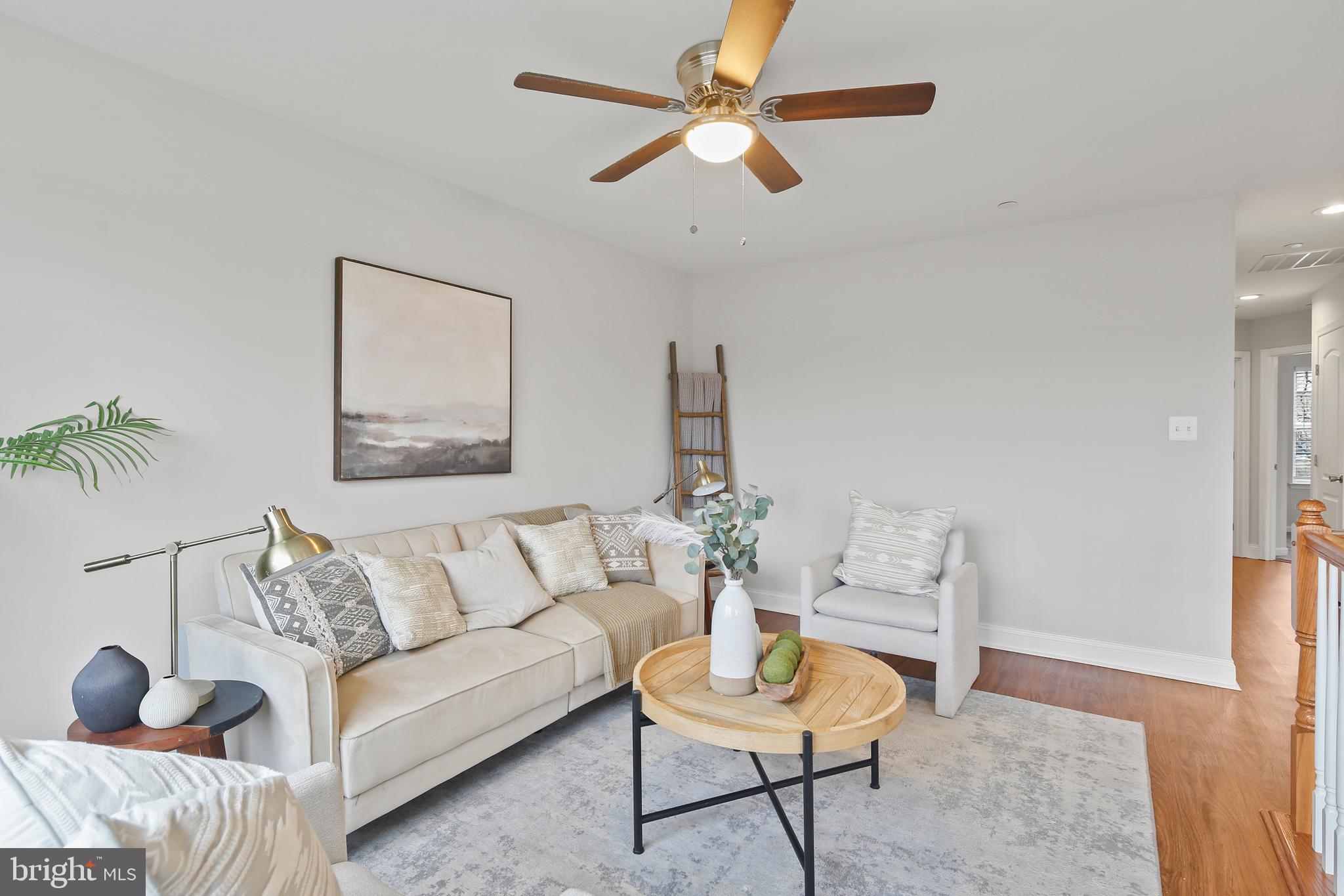 ARUNDEL GARDENS - Residential