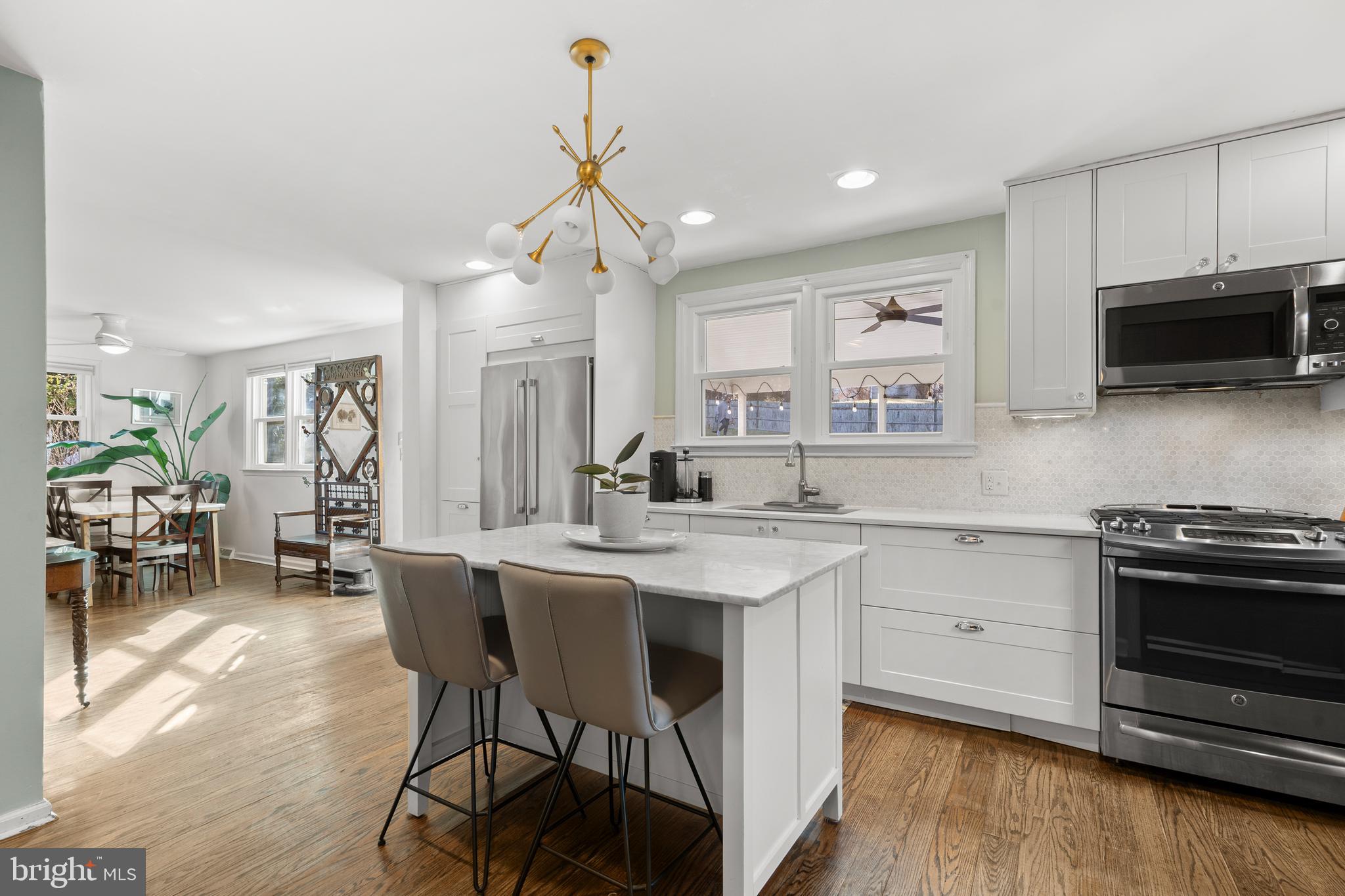 CHESTNUT HILL - Residential