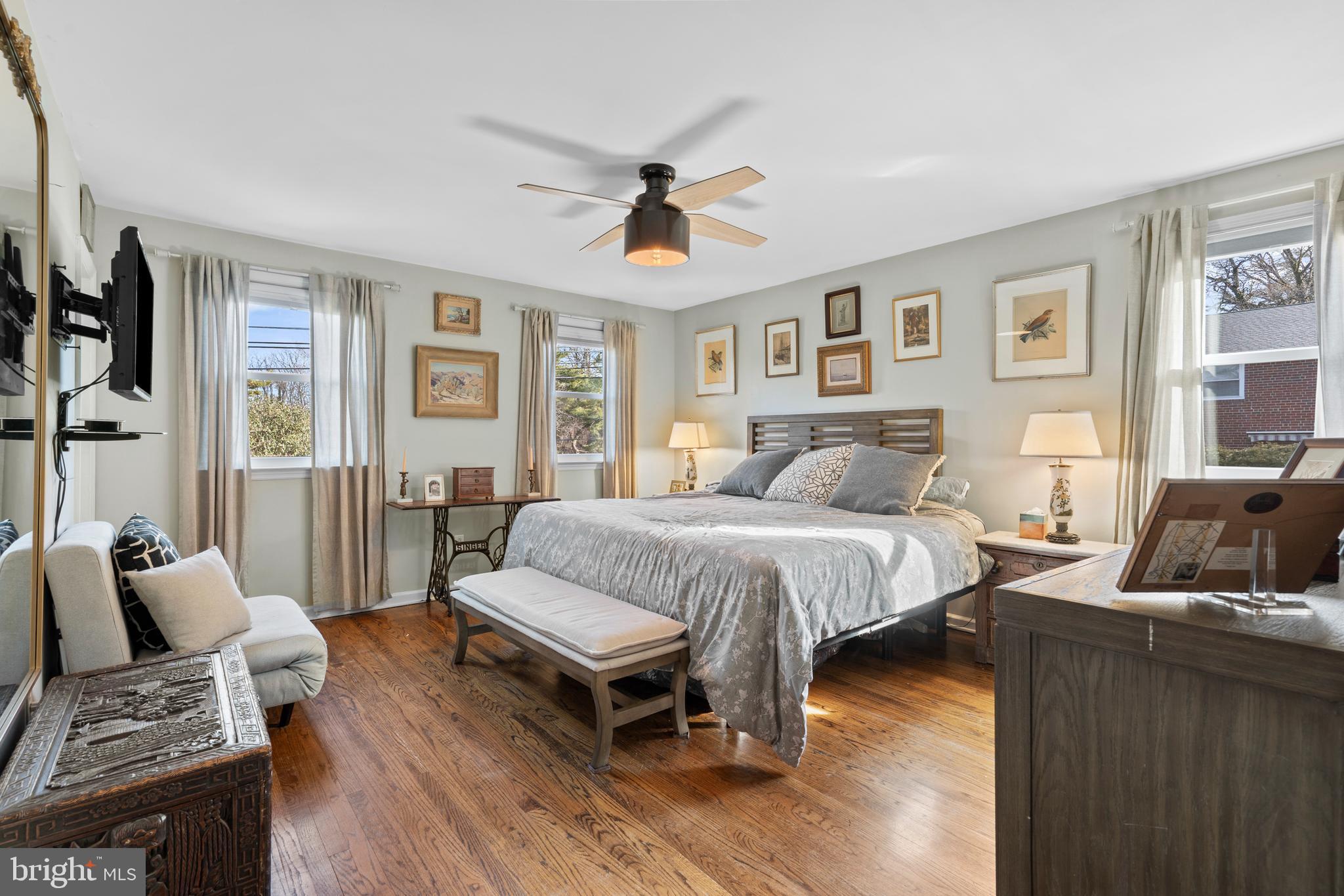 CHESTNUT HILL - Residential