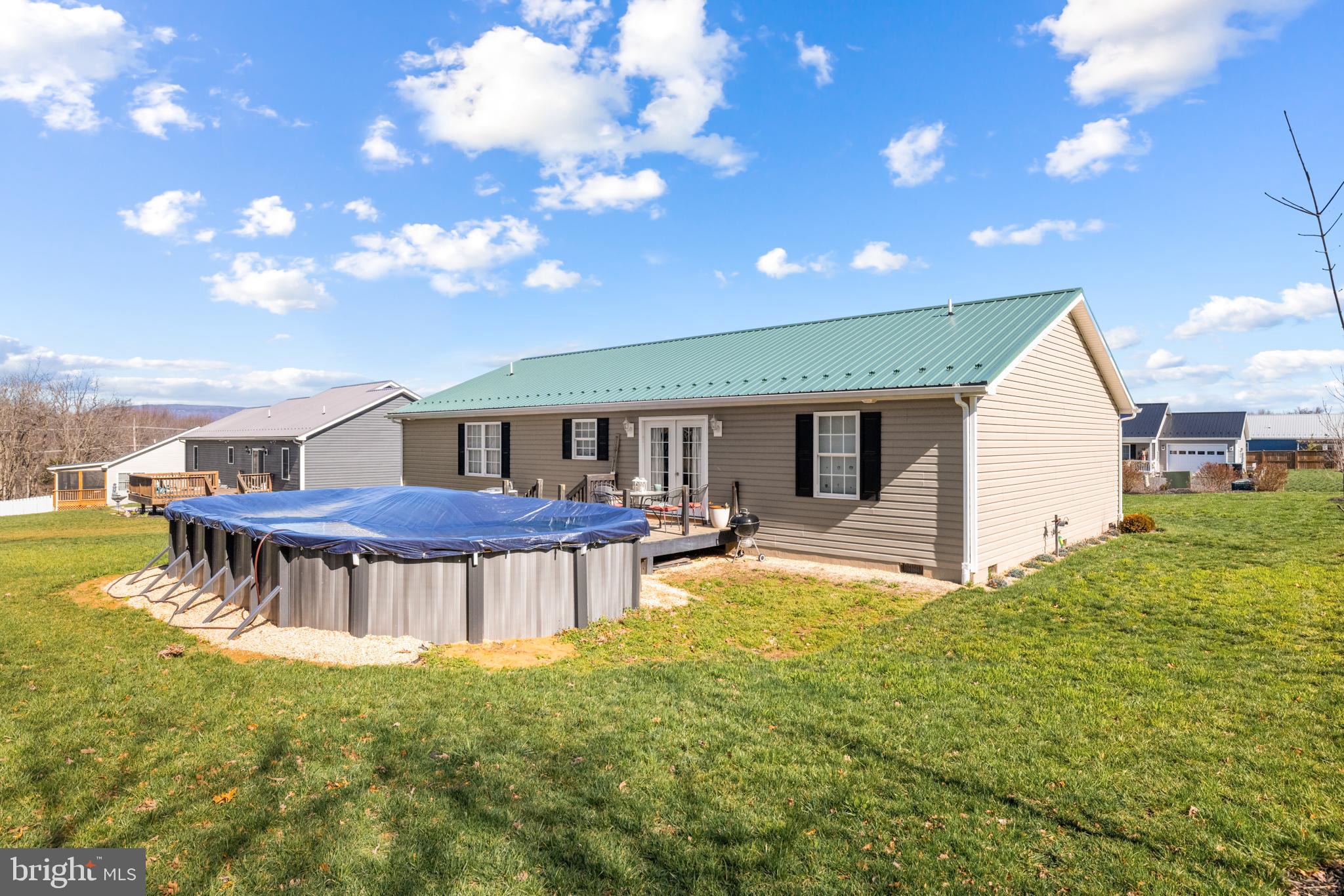 DEERFIELD ESTATES - Residential