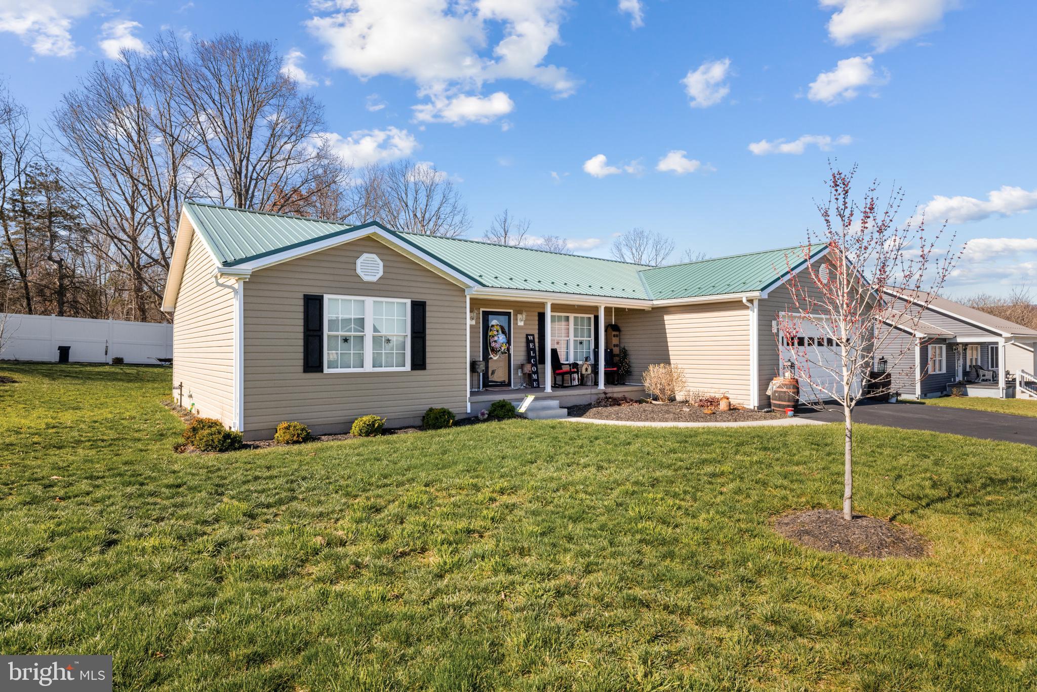 DEERFIELD ESTATES - Residential