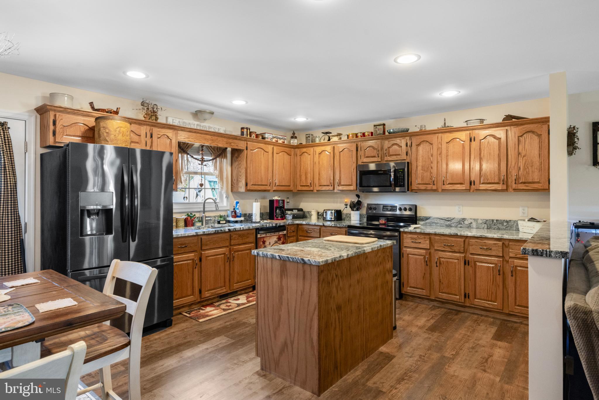 DEERFIELD ESTATES - Residential