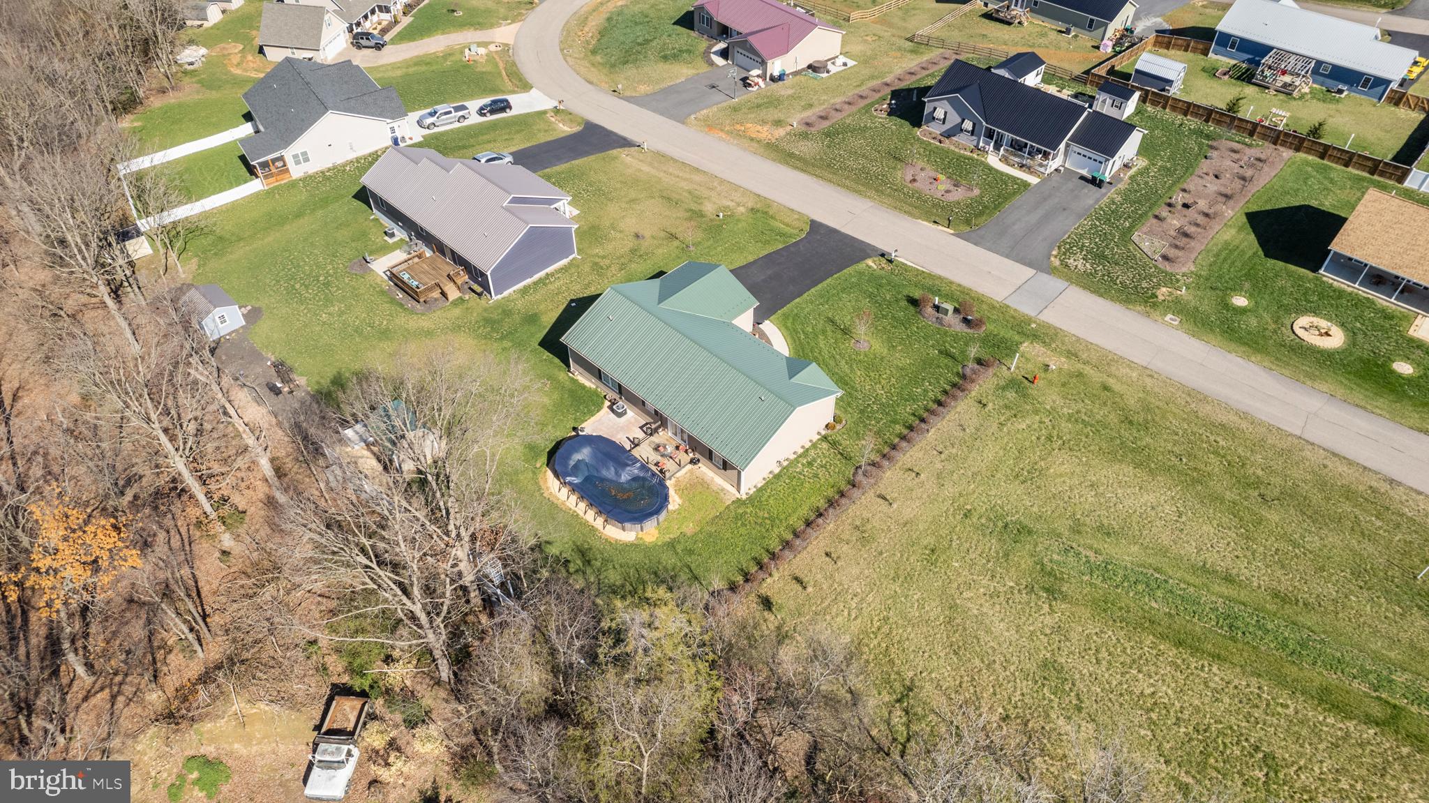 DEERFIELD ESTATES - Residential