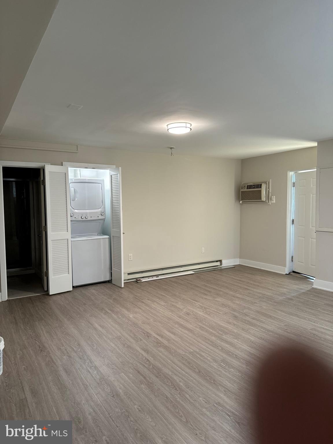 ROXBOROUGH - Residential Lease