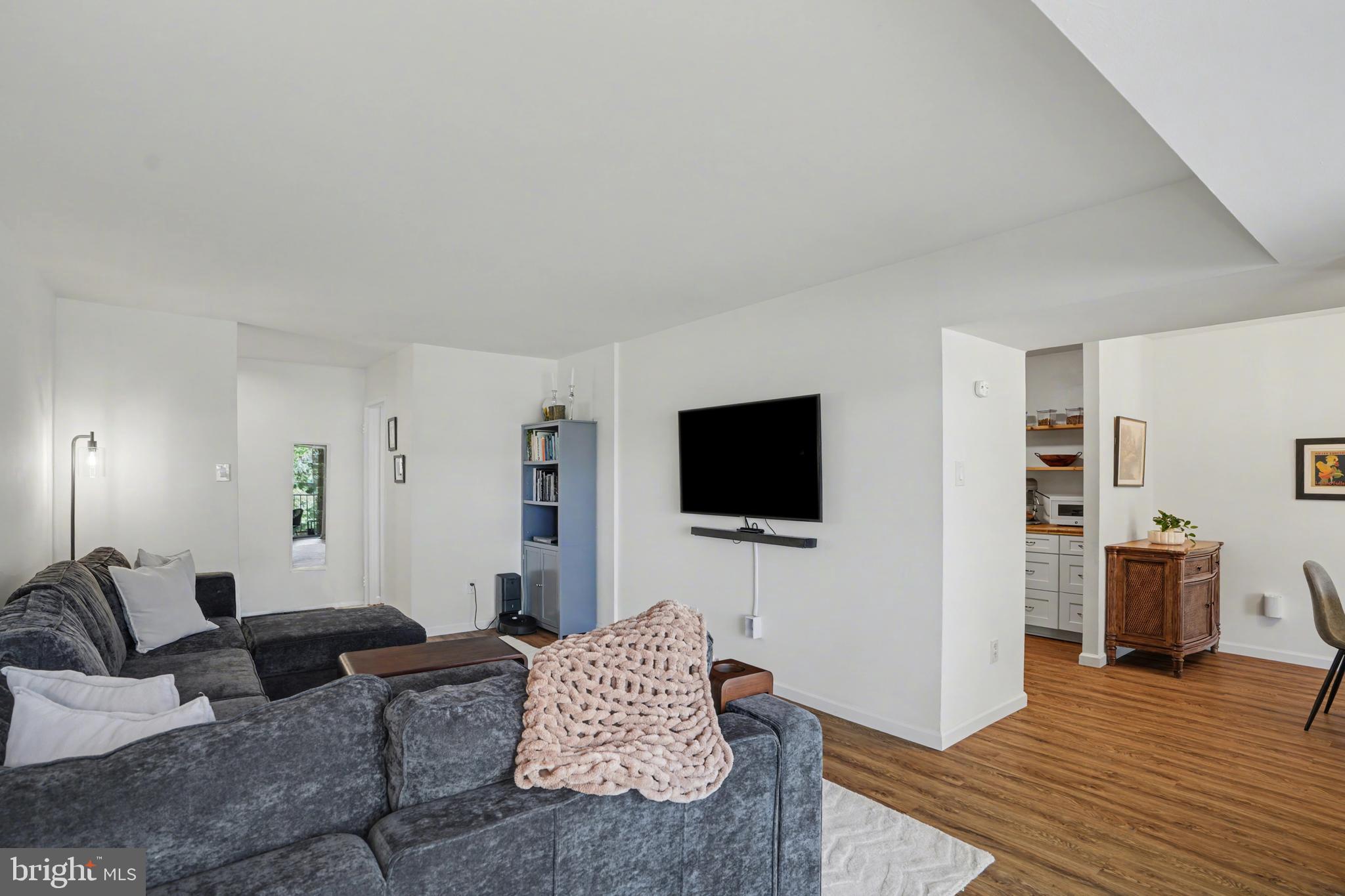 2073 ROYAL FERN COURT 34/21B