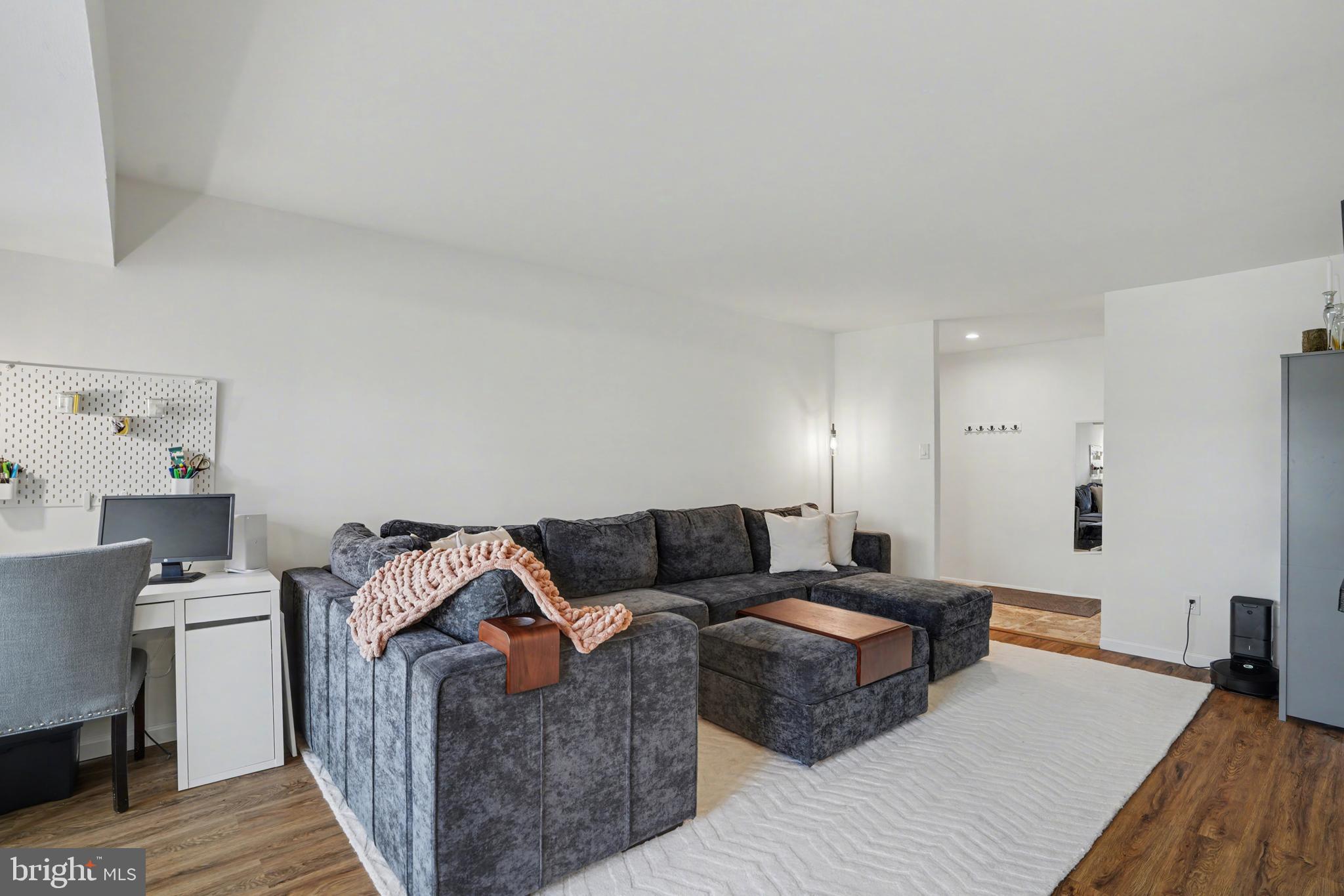 2073 ROYAL FERN COURT 34/21B