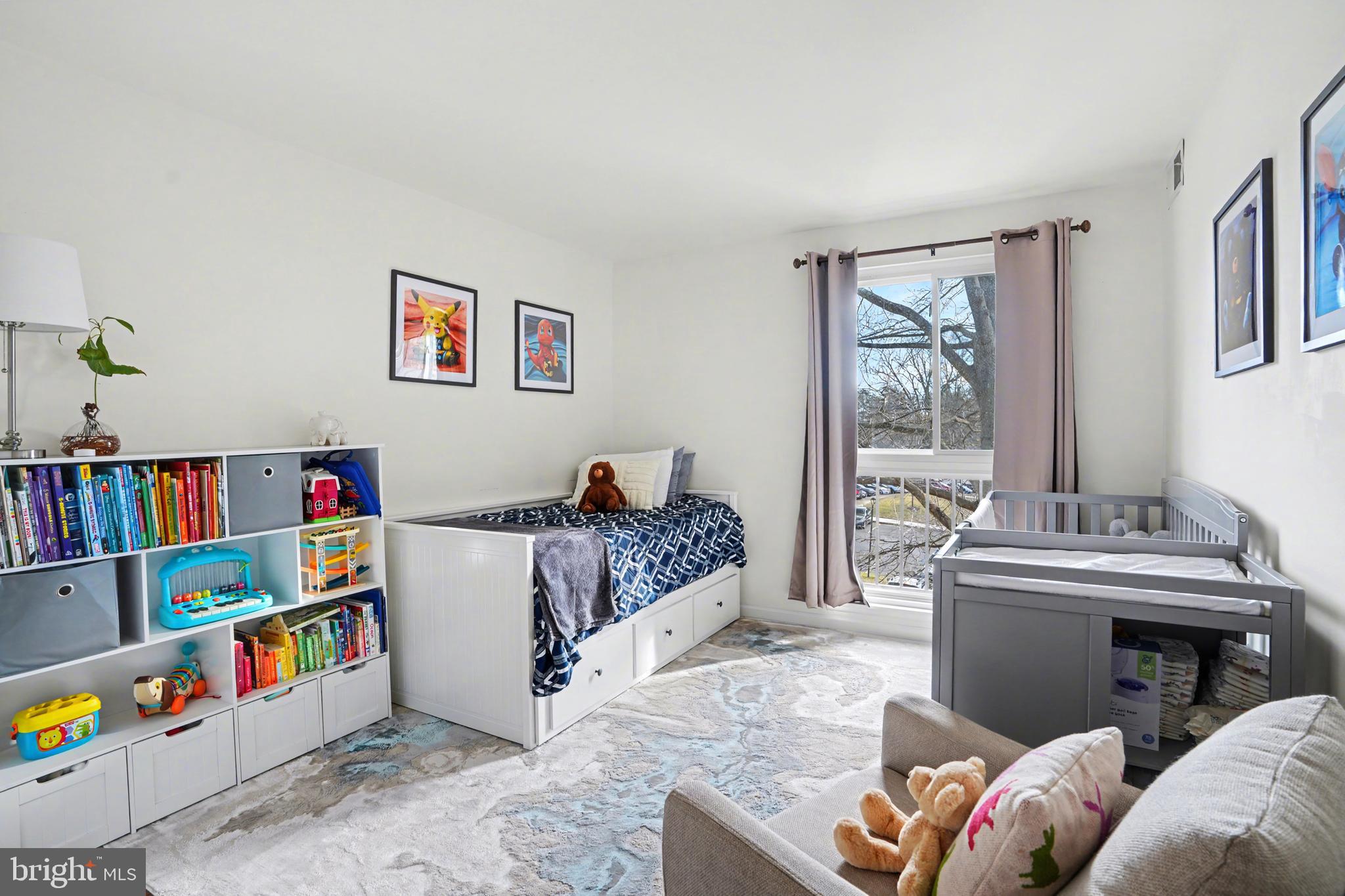 SOUTHGATE CONDO - Residential