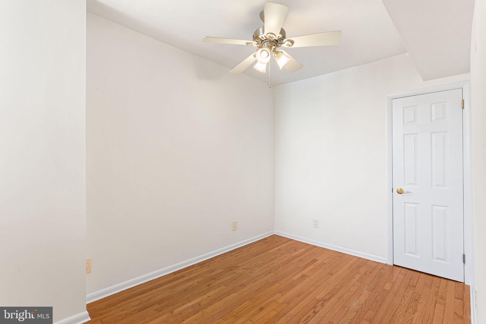 GIRARD ESTATES - Residential