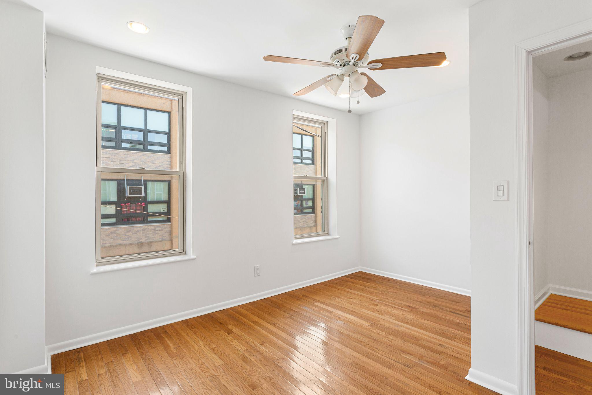 GIRARD ESTATES - Residential