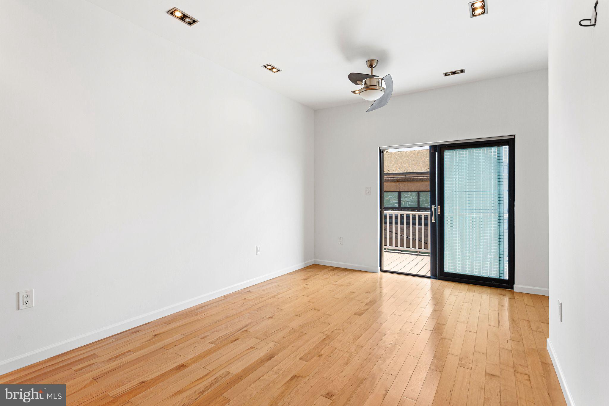 GIRARD ESTATES - Residential