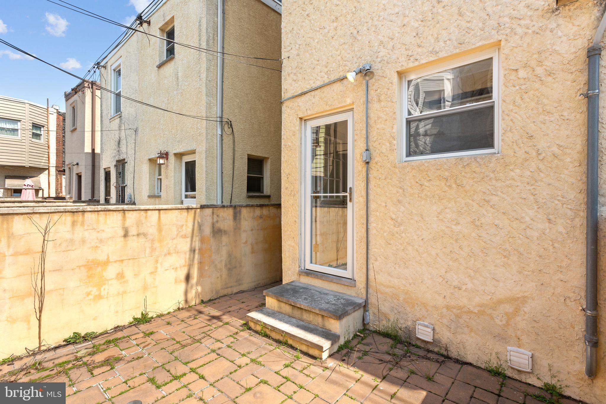 GIRARD ESTATES - Residential