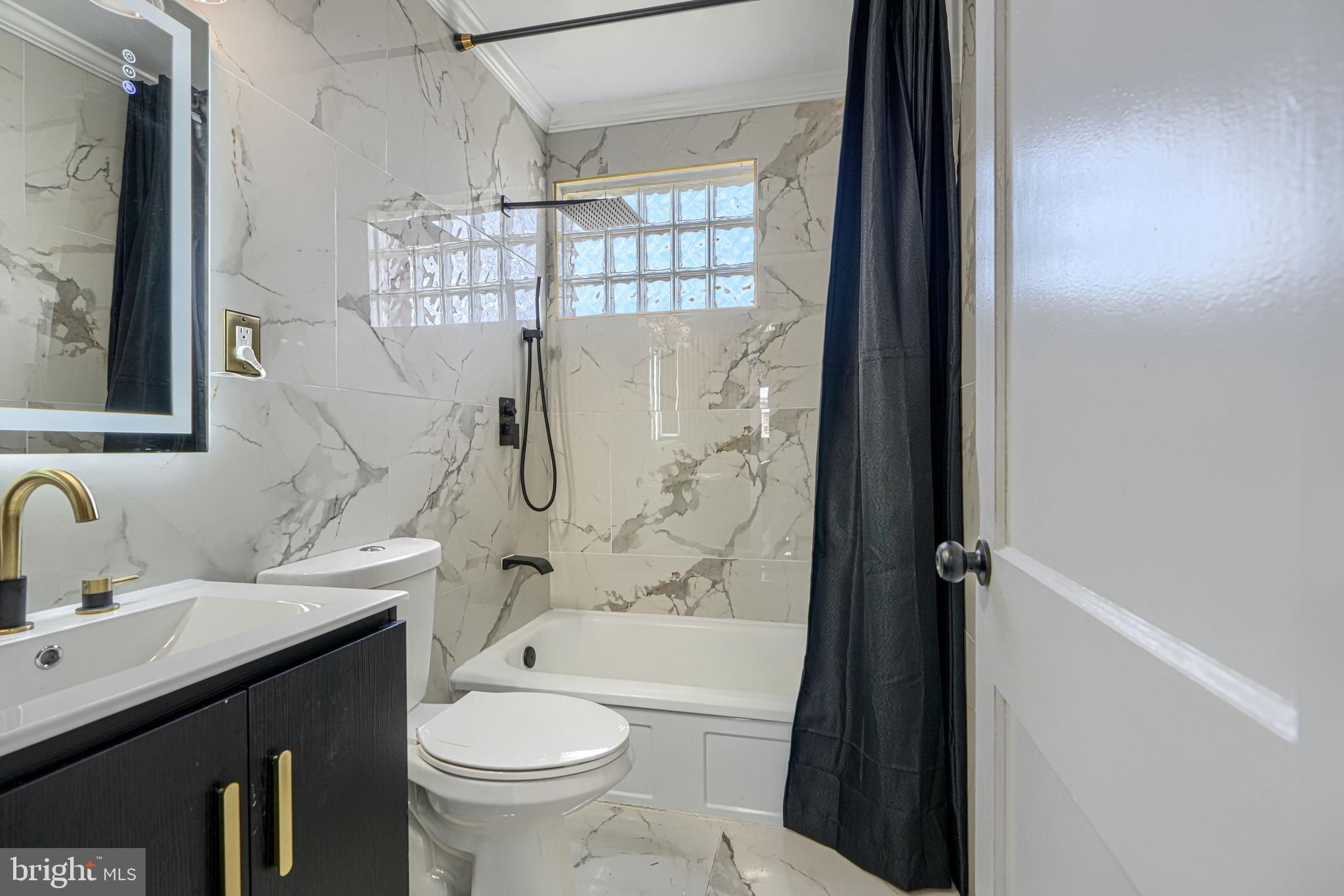 CEDONIA - Residential