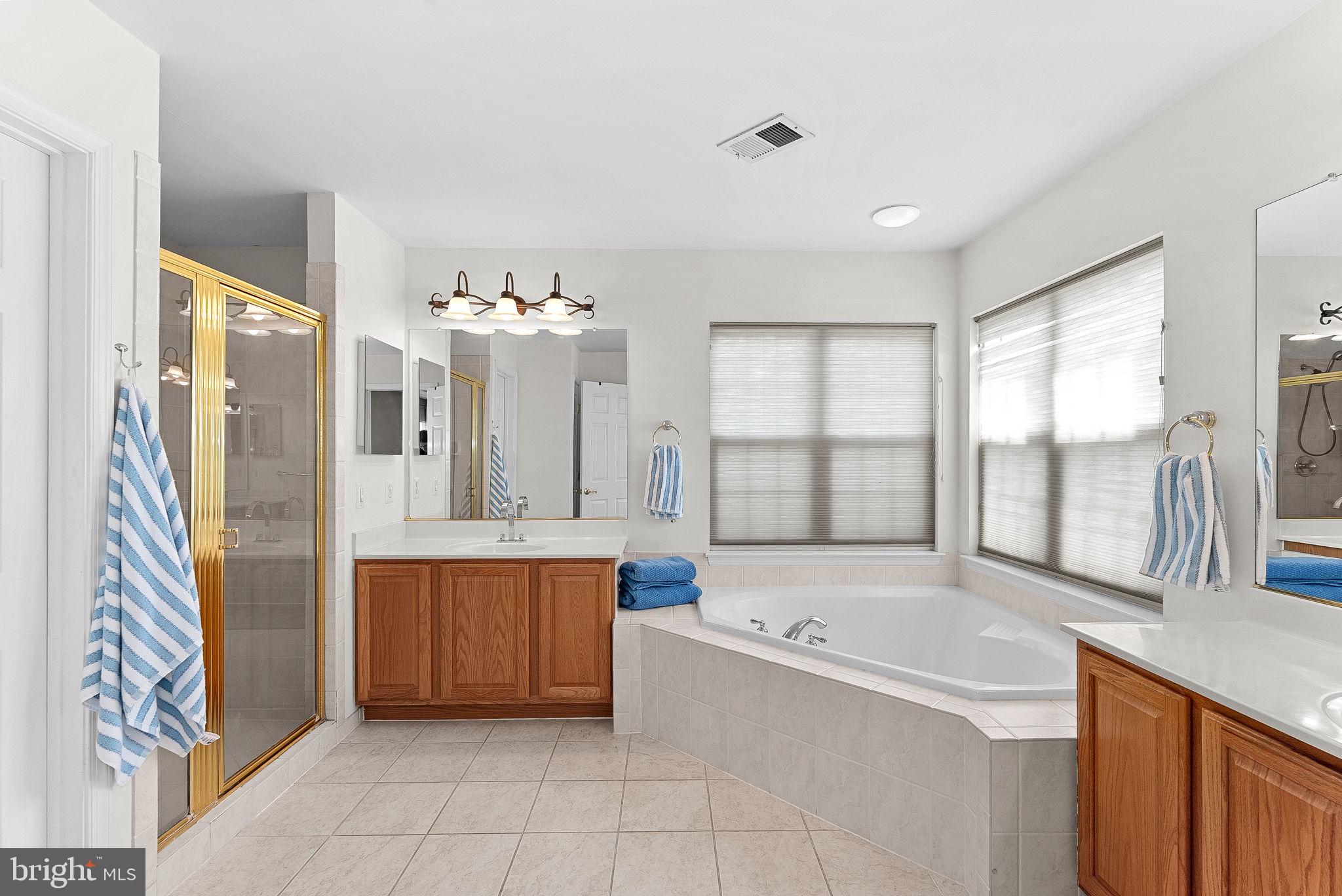 CEDAR RIDGE - Residential