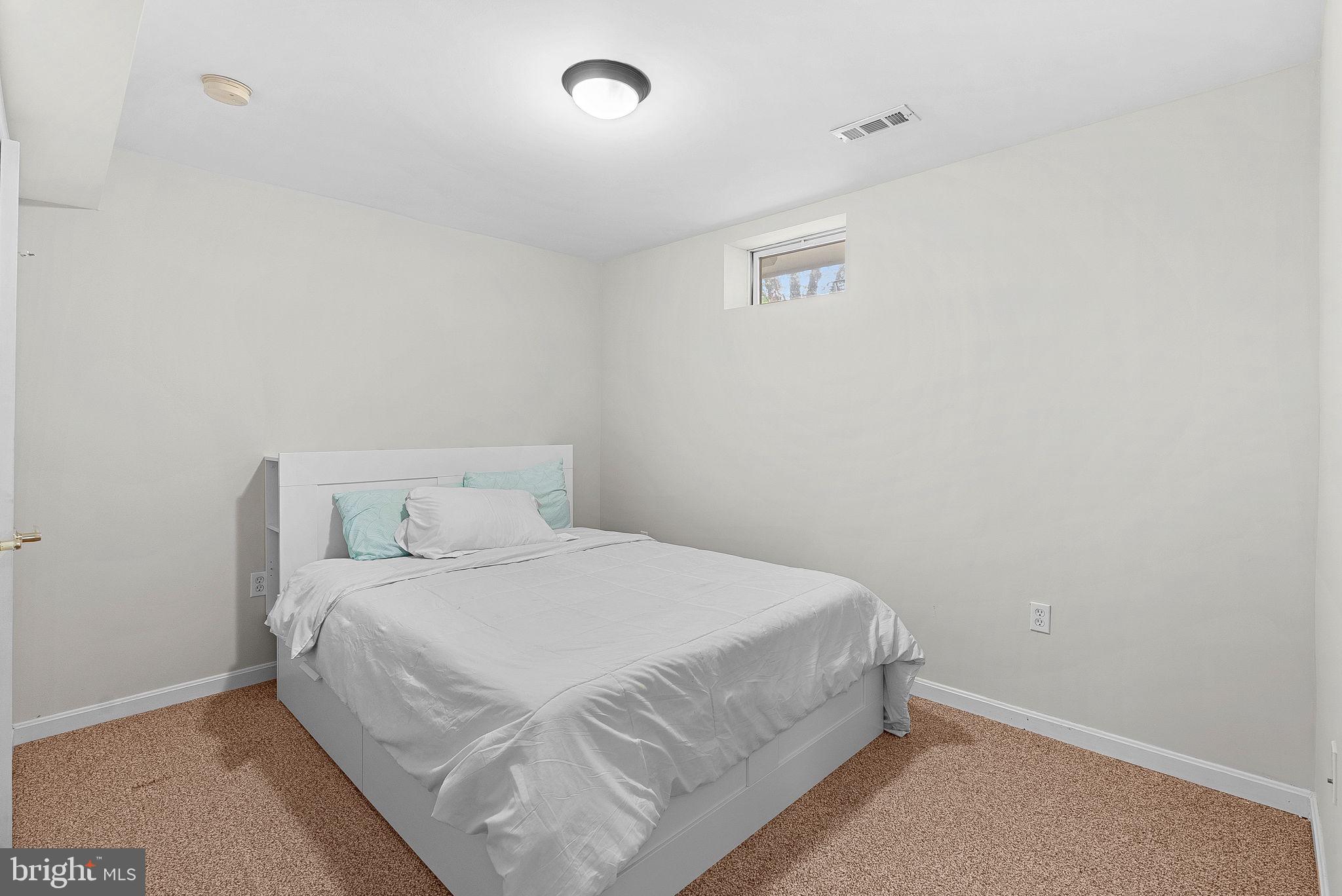 CEDAR RIDGE - Residential