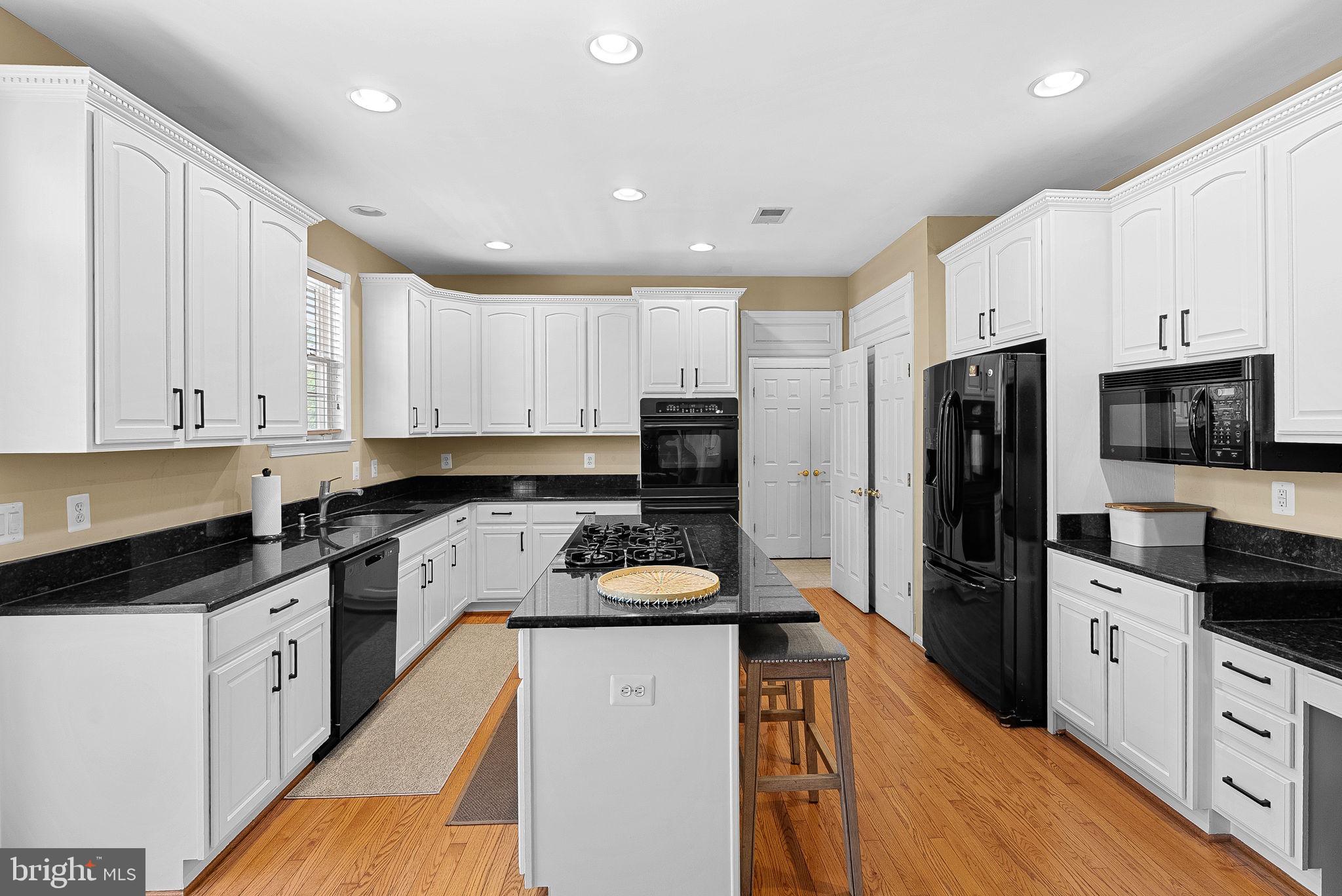 CEDAR RIDGE - Residential