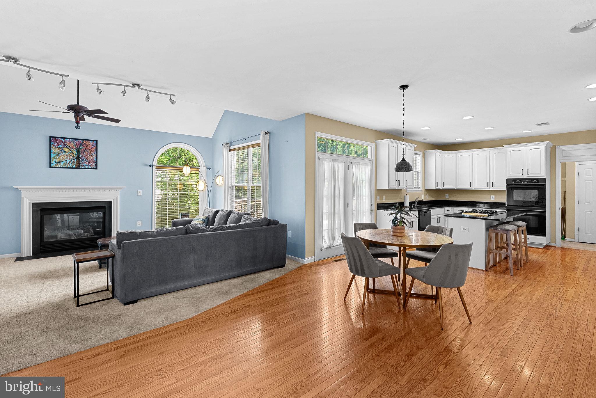 CEDAR RIDGE - Residential