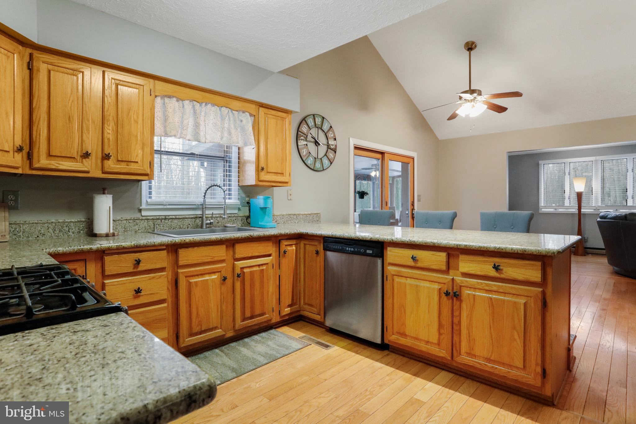 RIVER RIDGE - Residential