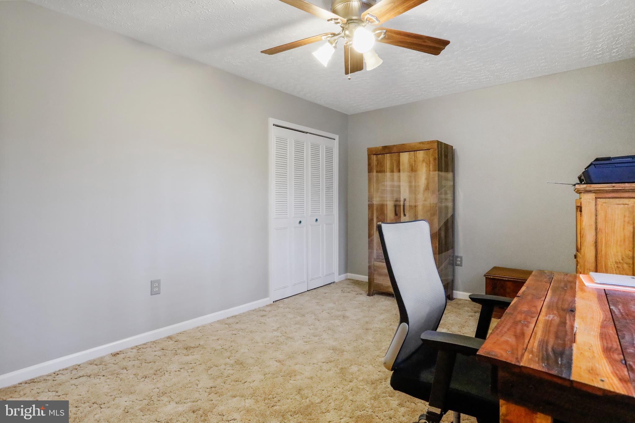 RIVER RIDGE - Residential