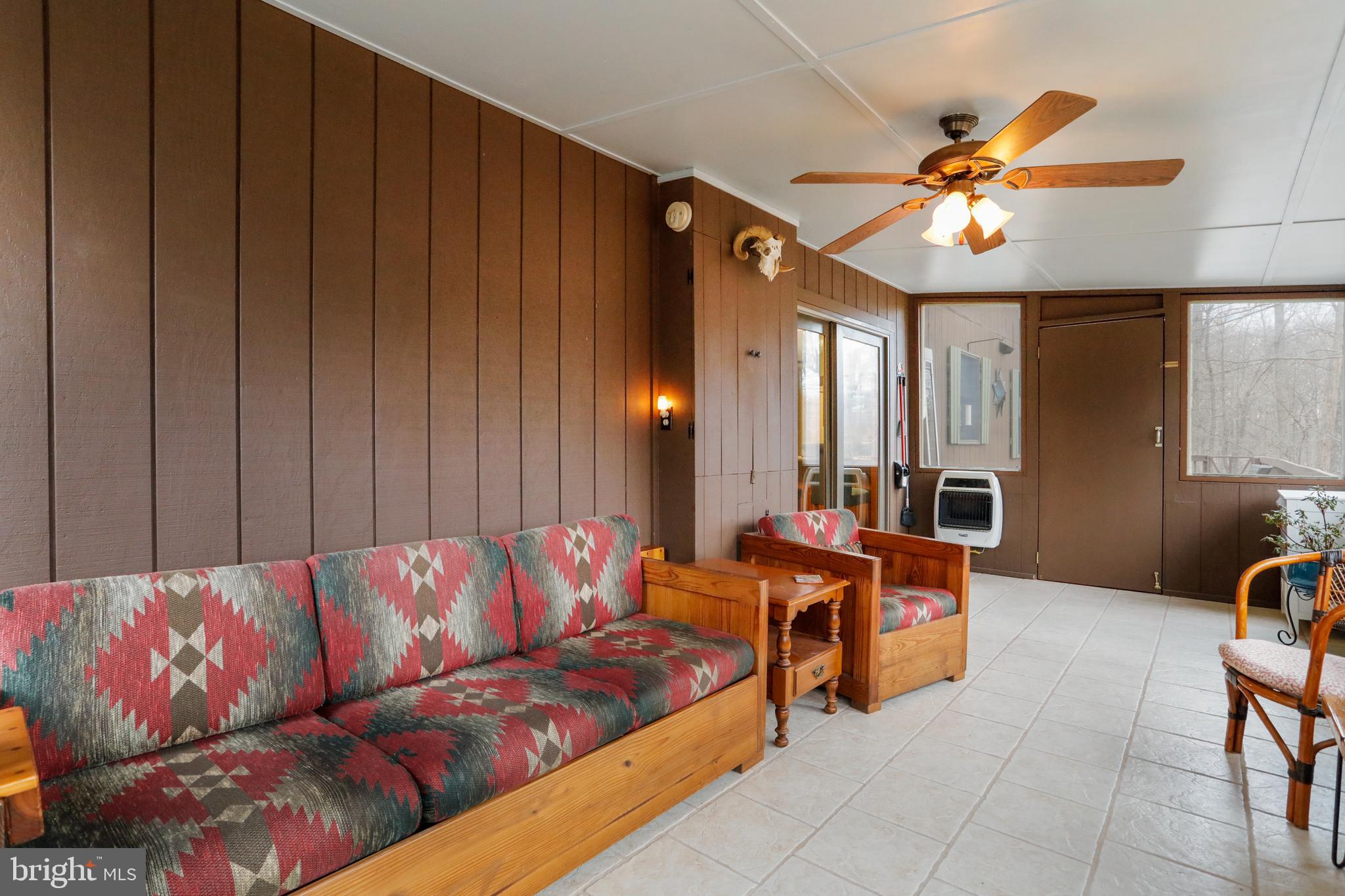 RIVER RIDGE - Residential