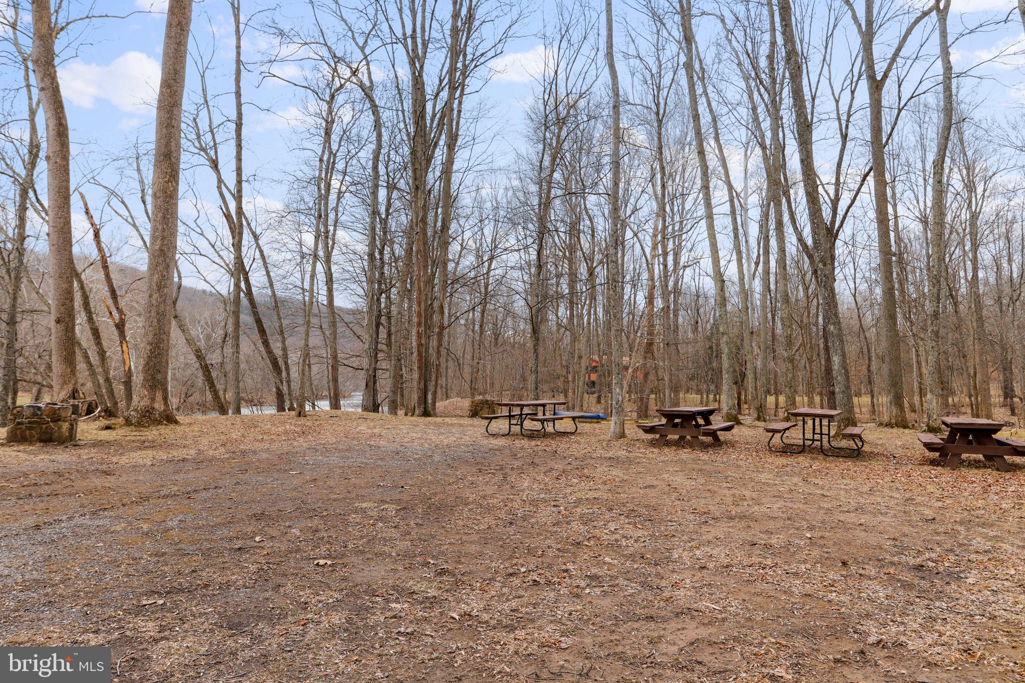 RIVER RIDGE - Residential