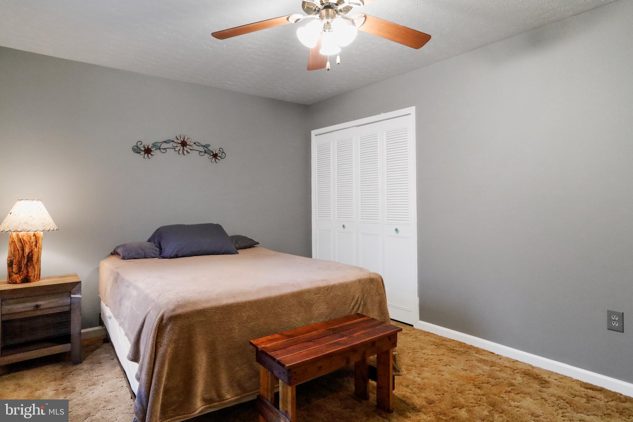 RIVER RIDGE - Residential