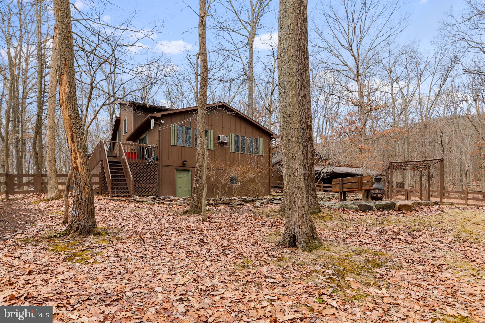 RIVER RIDGE - Residential