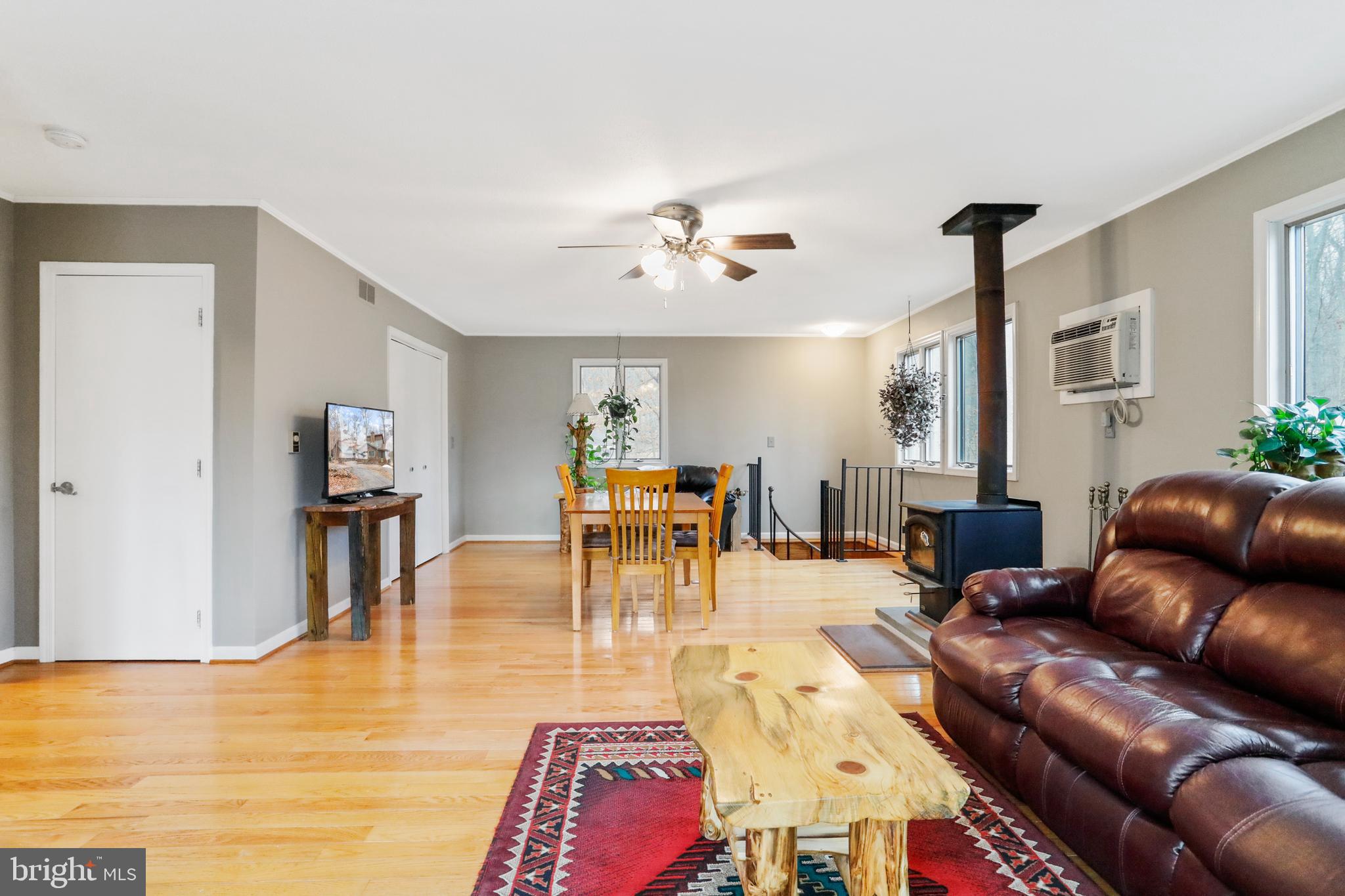 RIVER RIDGE - Residential