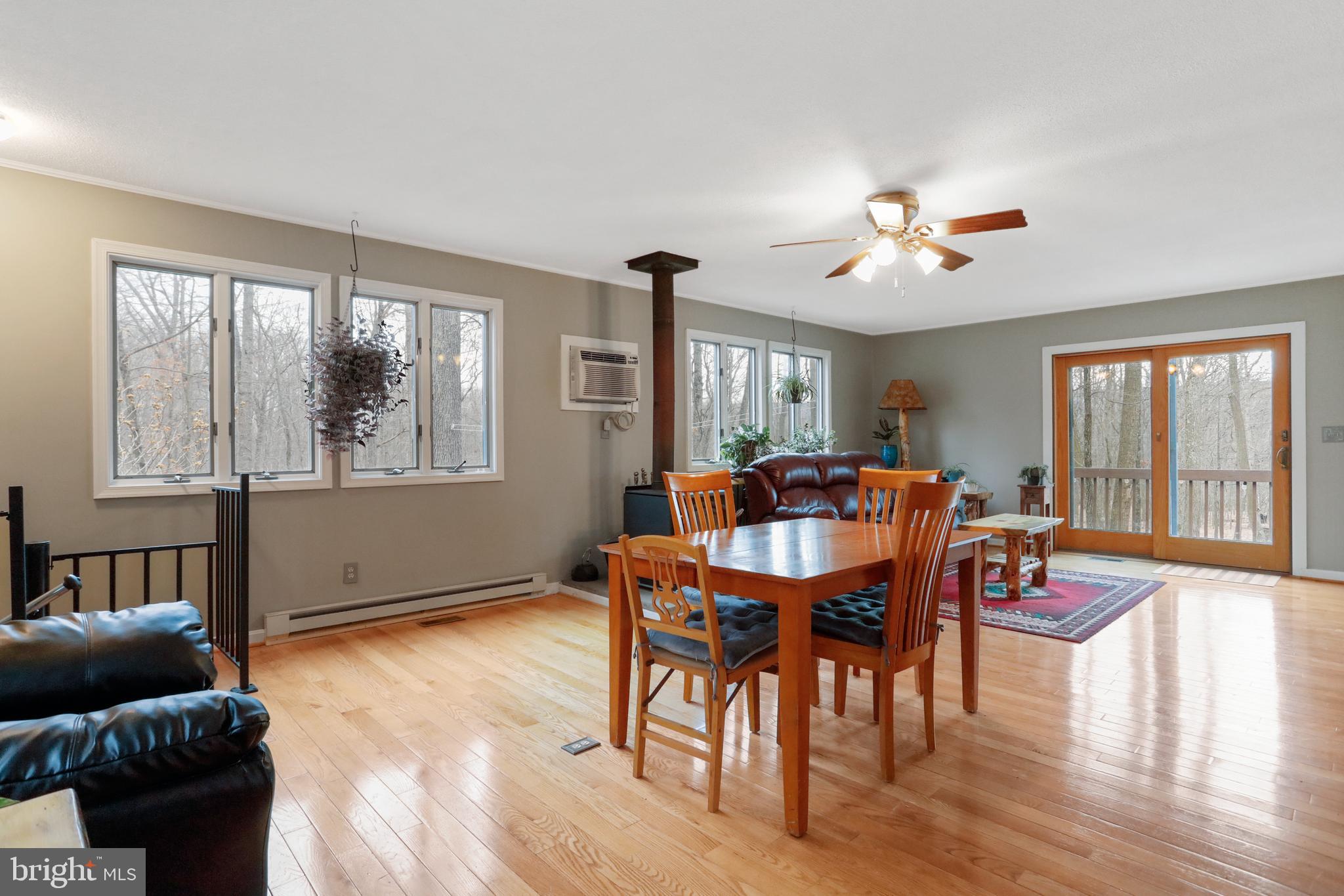 RIVER RIDGE - Residential