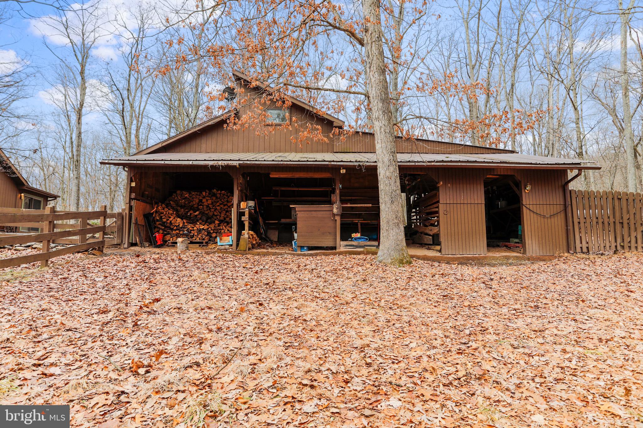 RIVER RIDGE - Residential