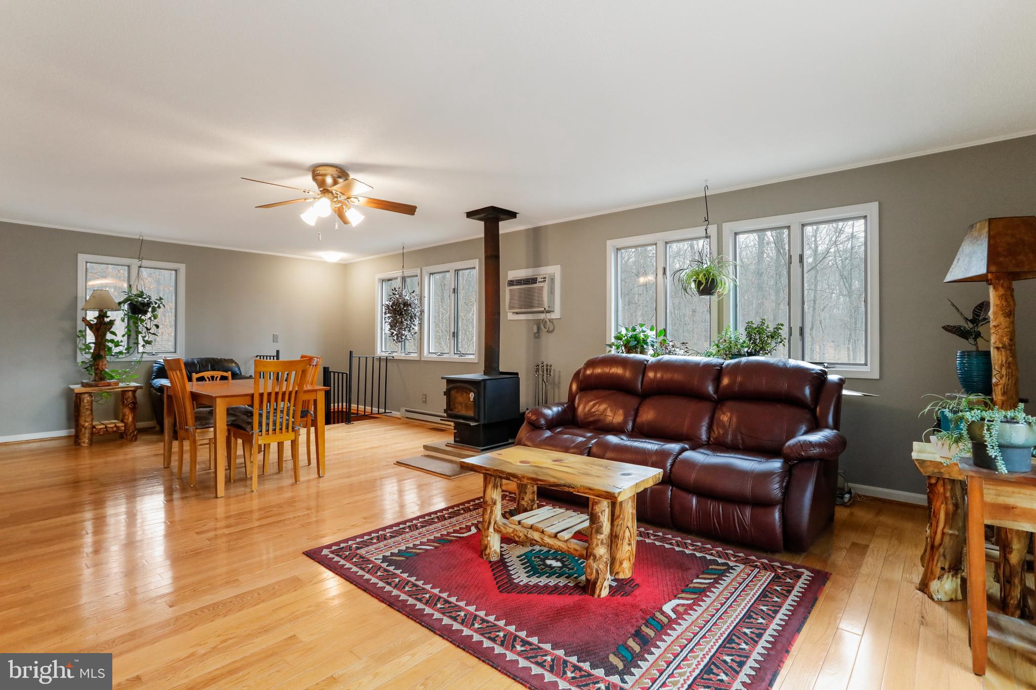 RIVER RIDGE - Residential