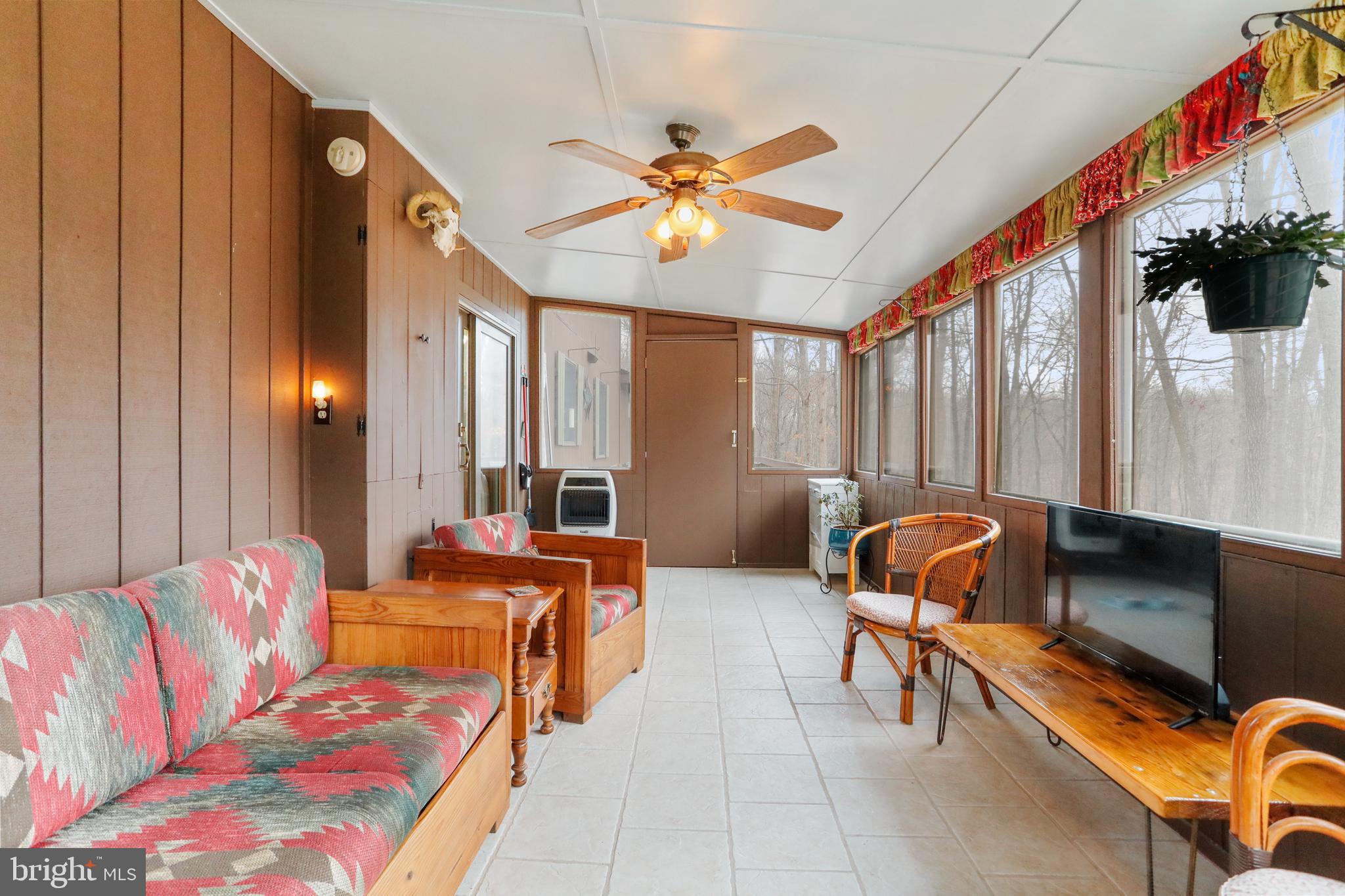 RIVER RIDGE - Residential