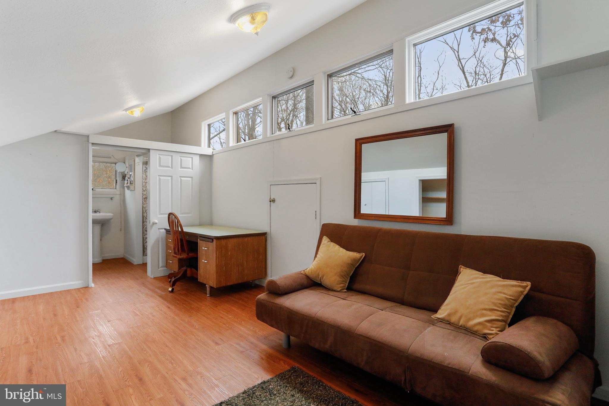 RIVER RIDGE - Residential