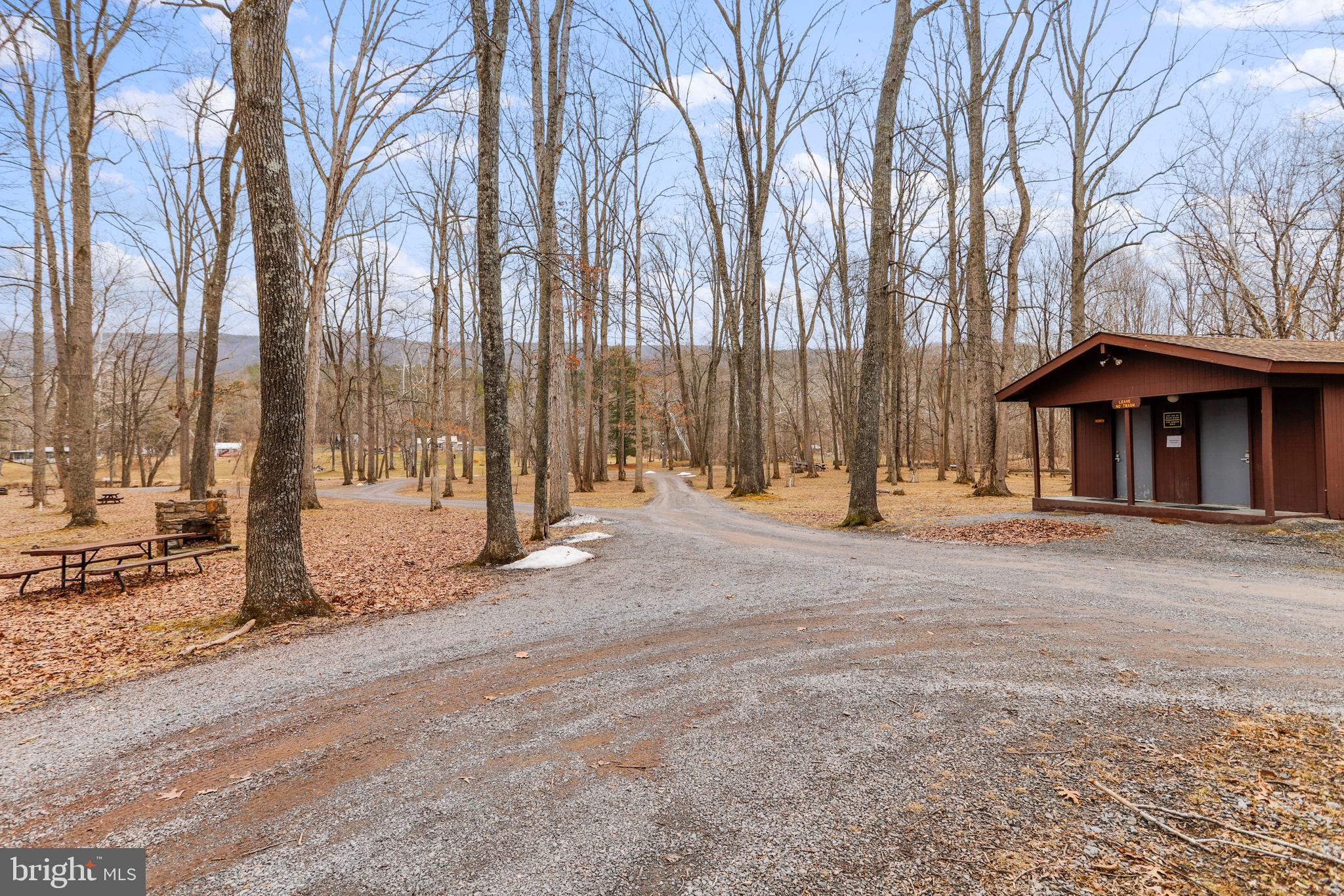 RIVER RIDGE - Residential