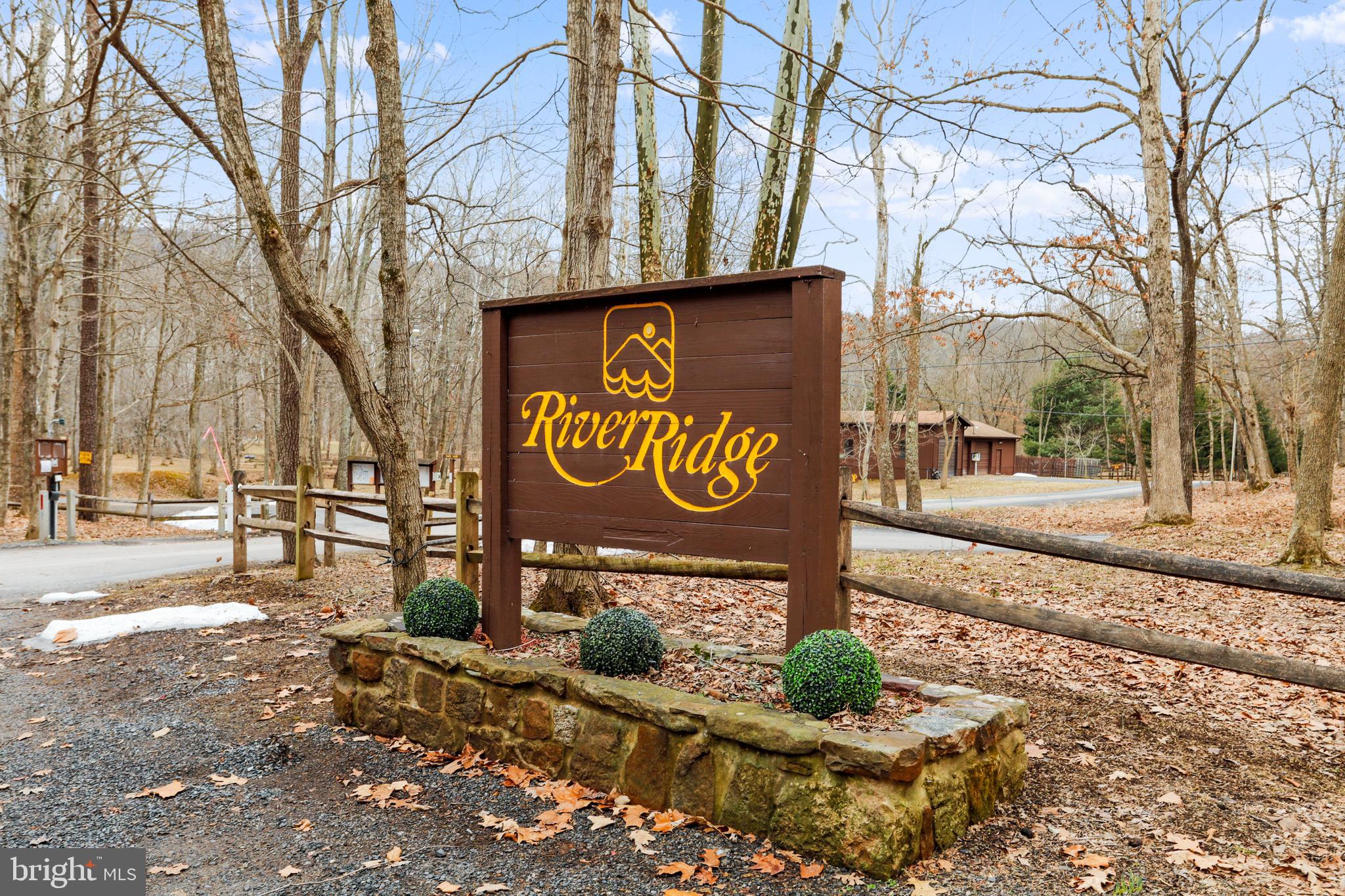 RIVER RIDGE - Residential