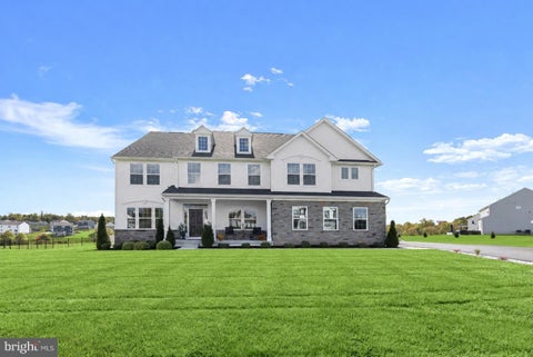 Photo of 210 Tyler Drive, HANOVER, PA 17331 (MLS # PAYK2112852)