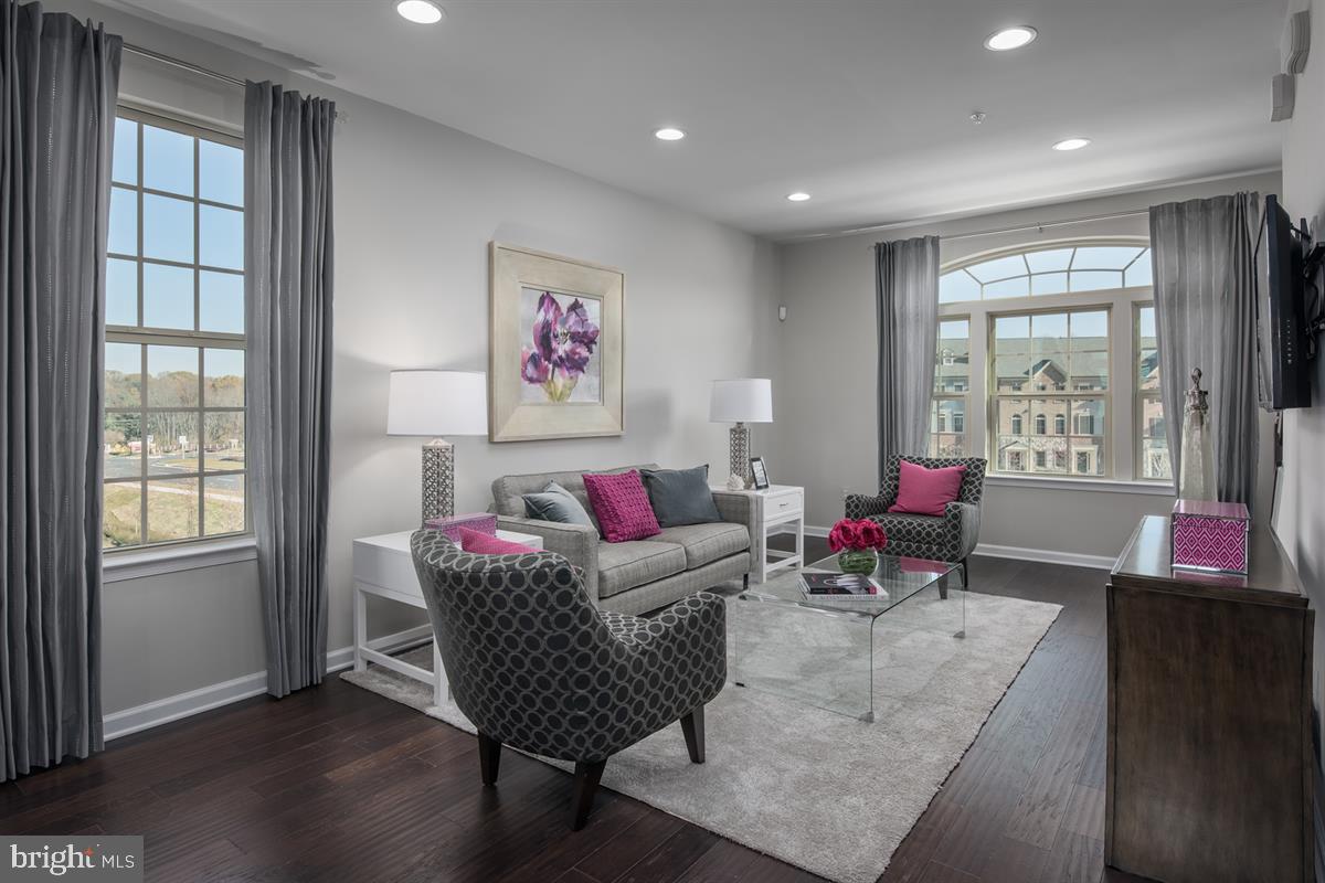 PARKSIDE - Residential